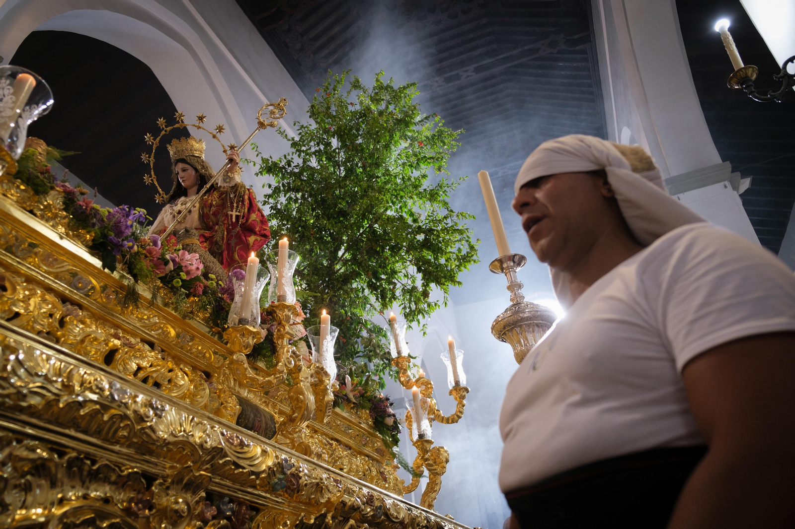 La procesión de la Divina Pastora de Capuchinos, en imágenes