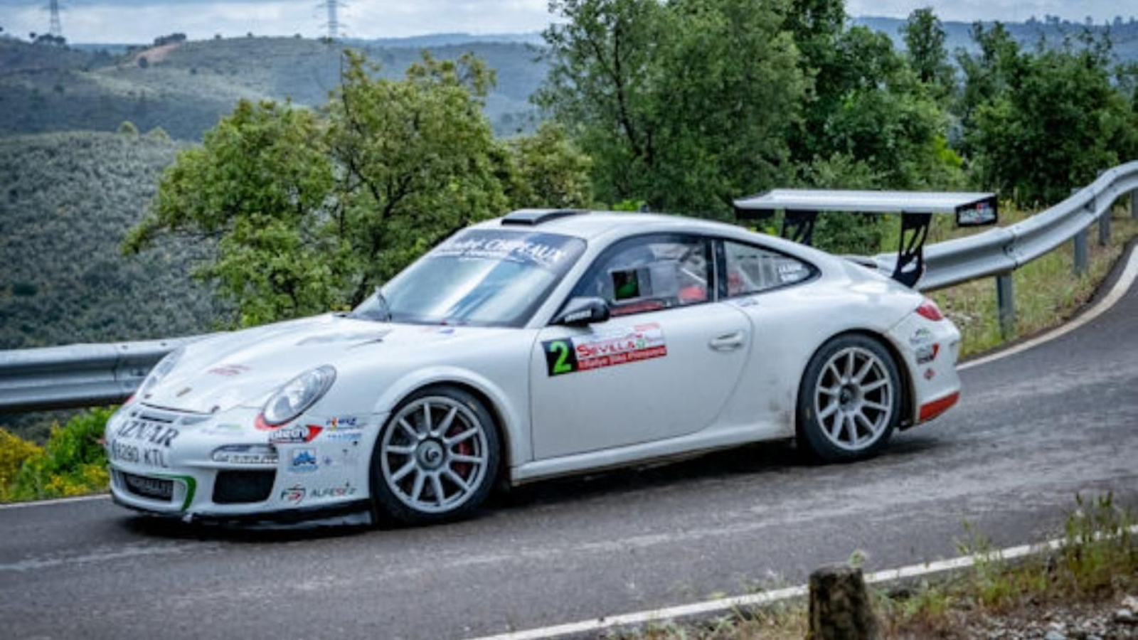 Aznar, a los mandos de su Porsche 997 Cup.