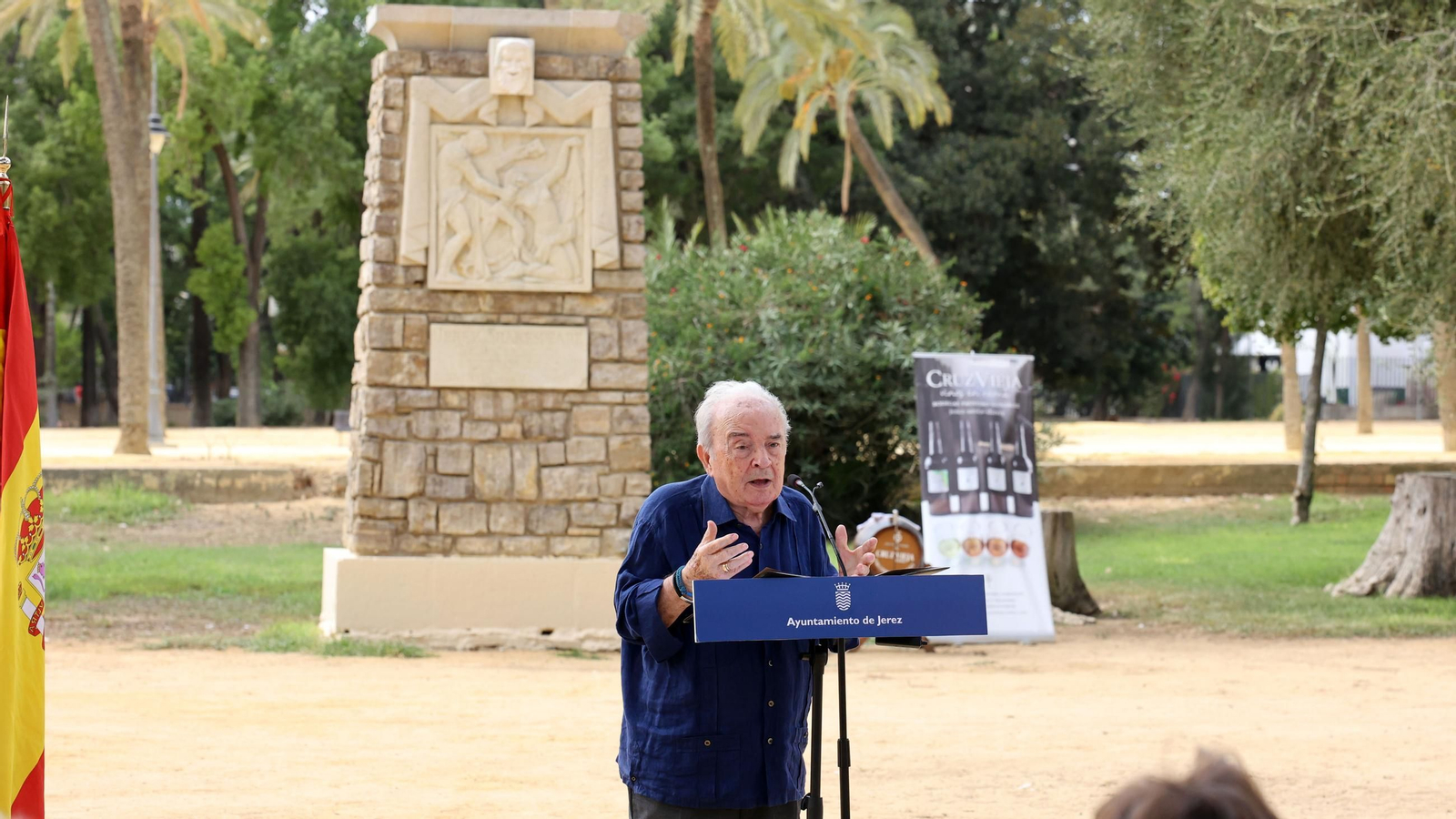 Imágenes del homenaje a Shakespeare en el monumento del parque González Hontoria de Jerez