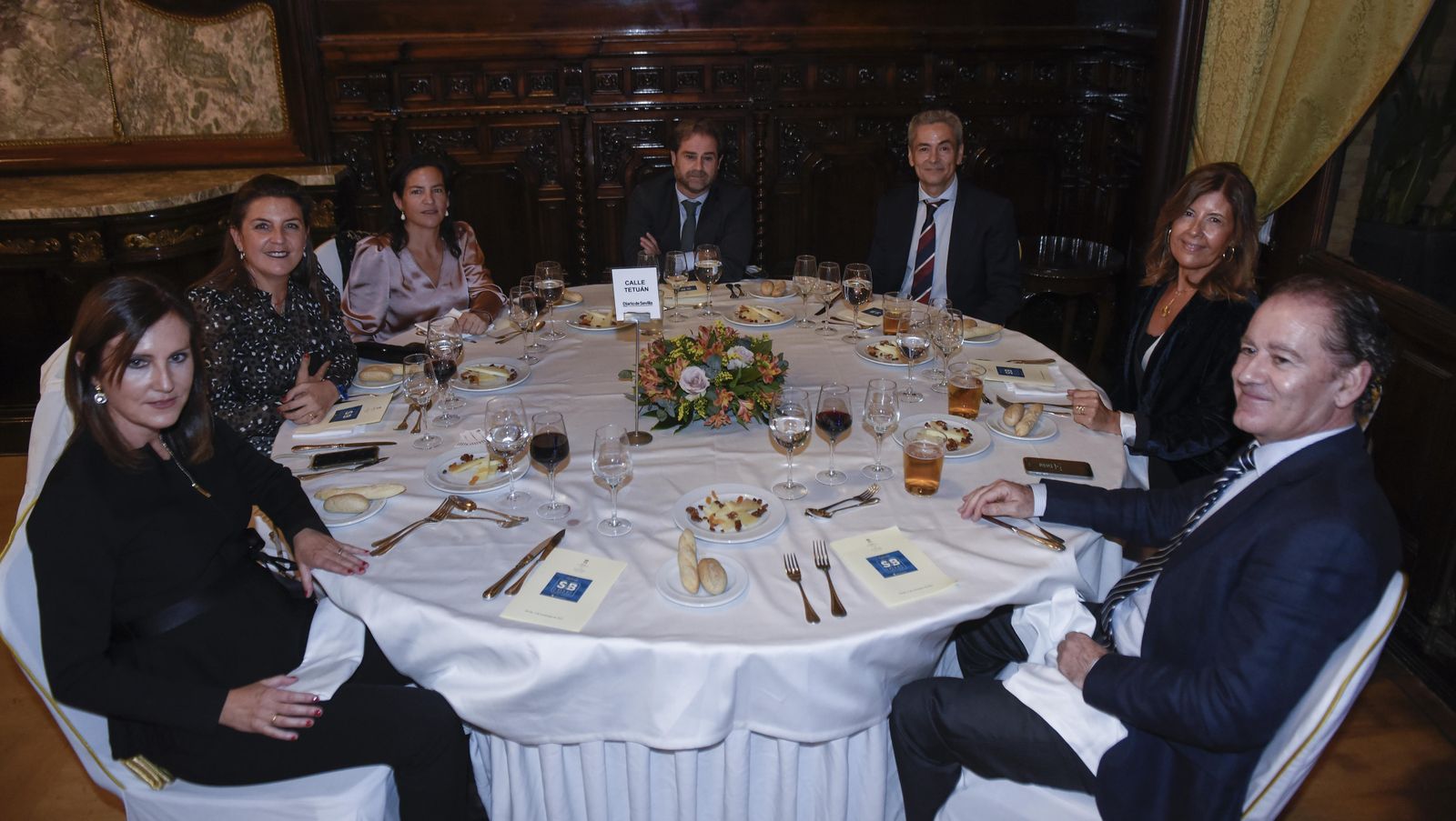 María Rosa Galera, Nieves González Aguilar, Cristina González Aguilar, Juan Manuel Herráiz, Francisco López-Luque, Victoria del Toro y Luis Mazuelos.