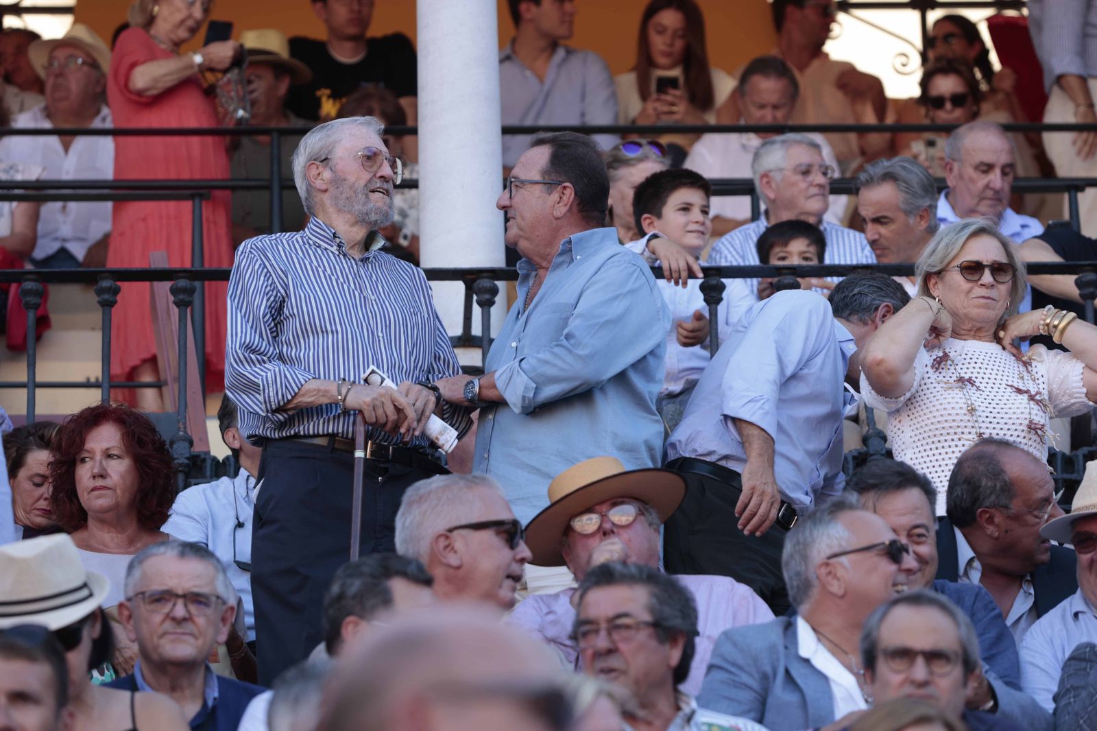 Ambiente en los tendidos de la Maestranza