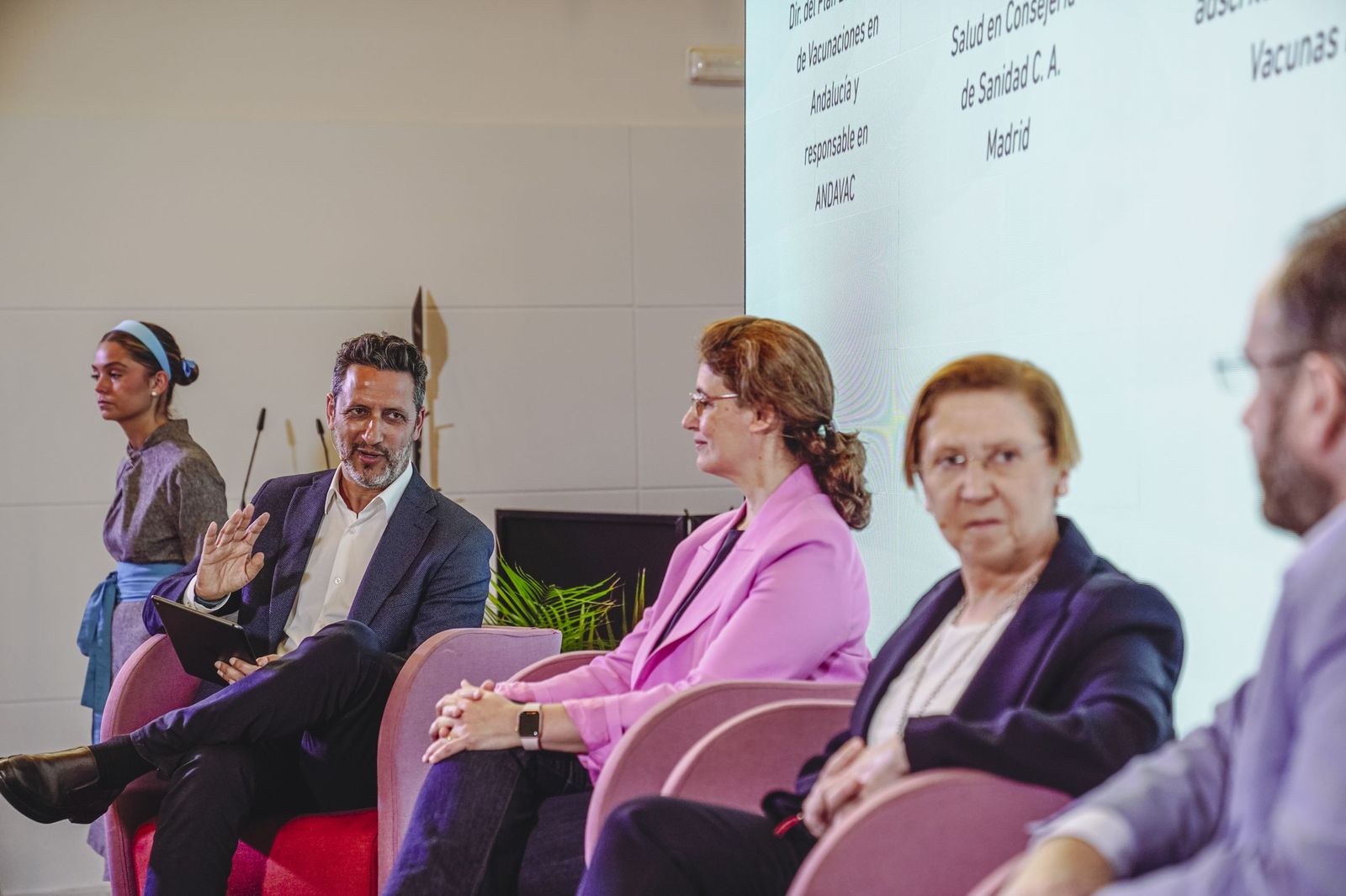 Las imágenes de la jornada "Protegiendo el futuro, vacunación y salud ...
