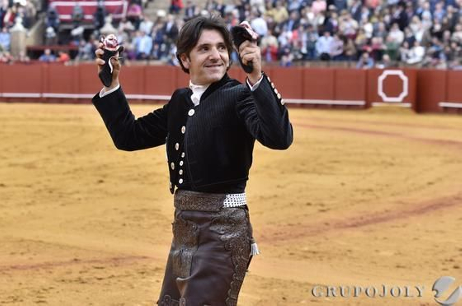 Ventura con dos orejas. Foto: Juan Carlos Vázquez