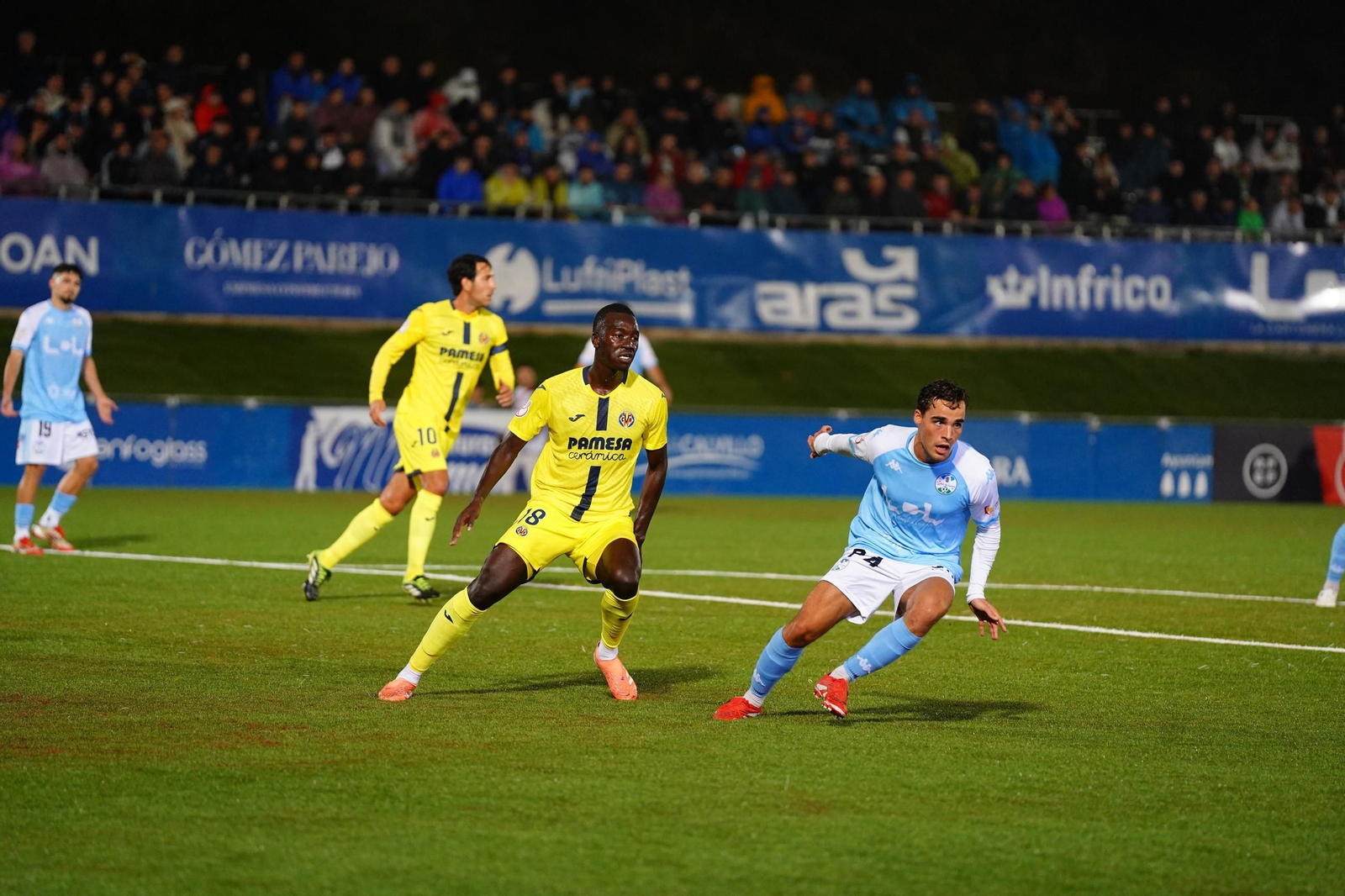 Las mejores fotos del paso de un Villarreal de Champions por Lucena