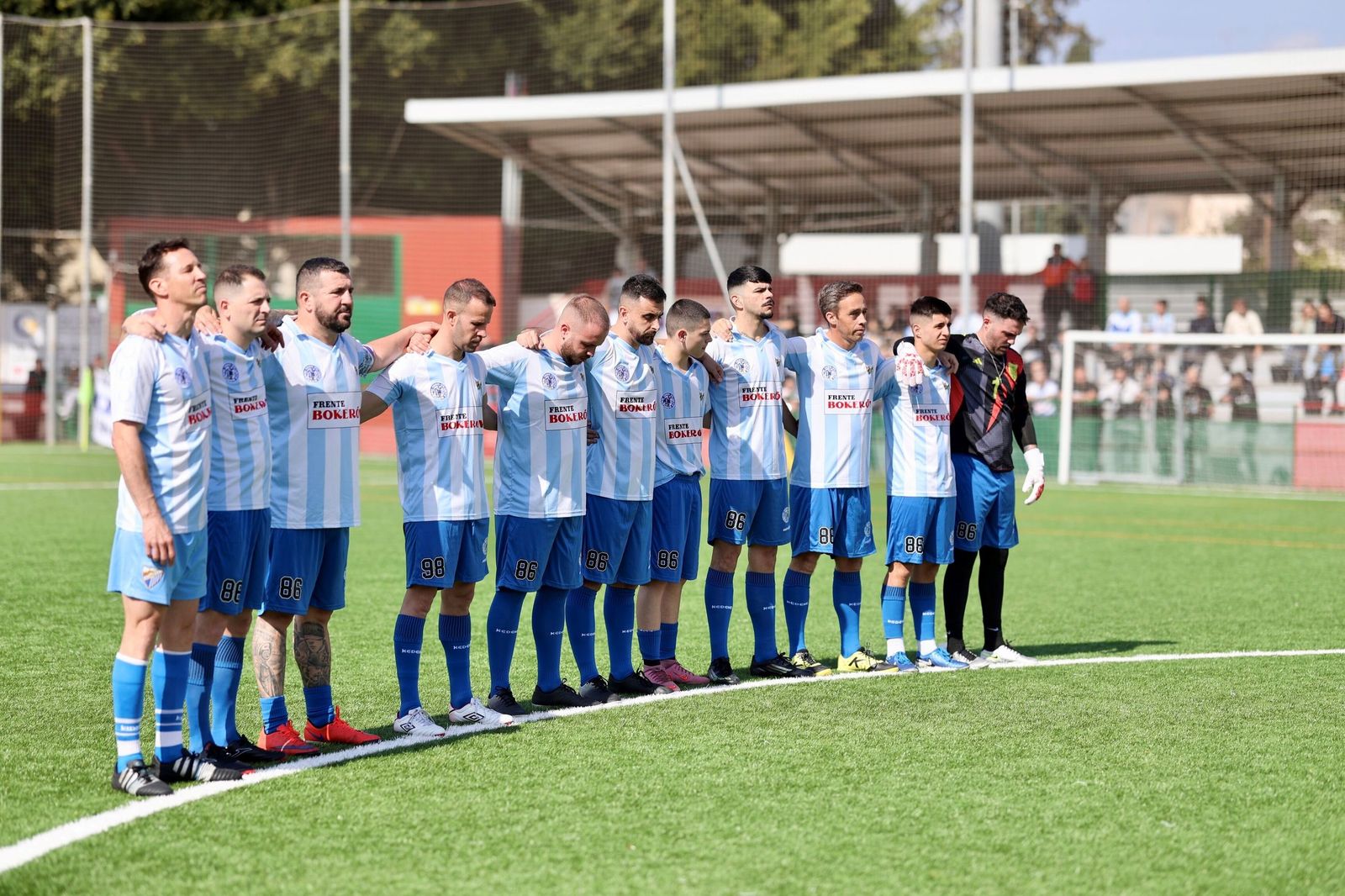Leyendas del Málaga CF se reúnen en el césped