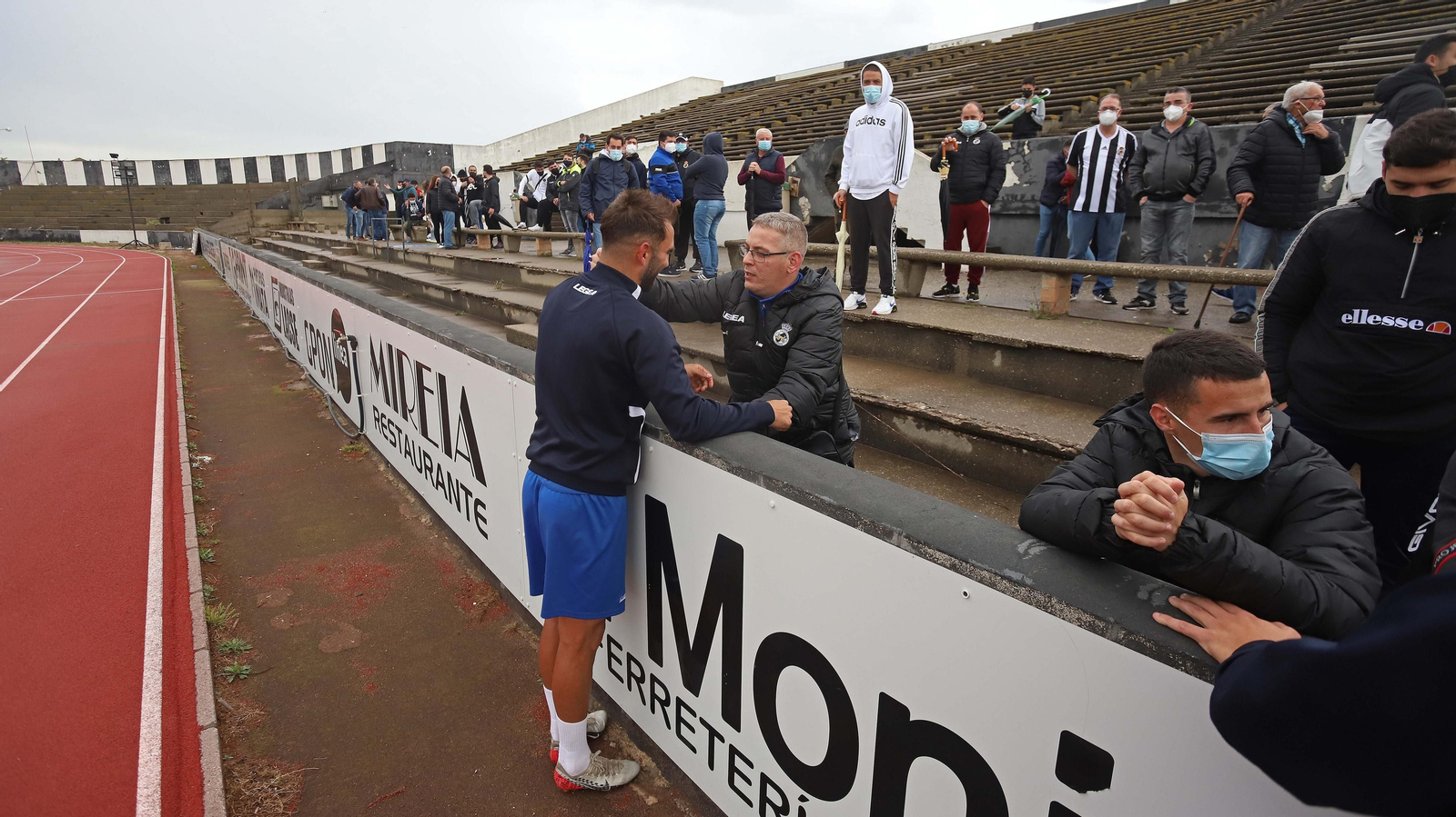 Fotos del entrenamiento a puerta abierta de la Balona