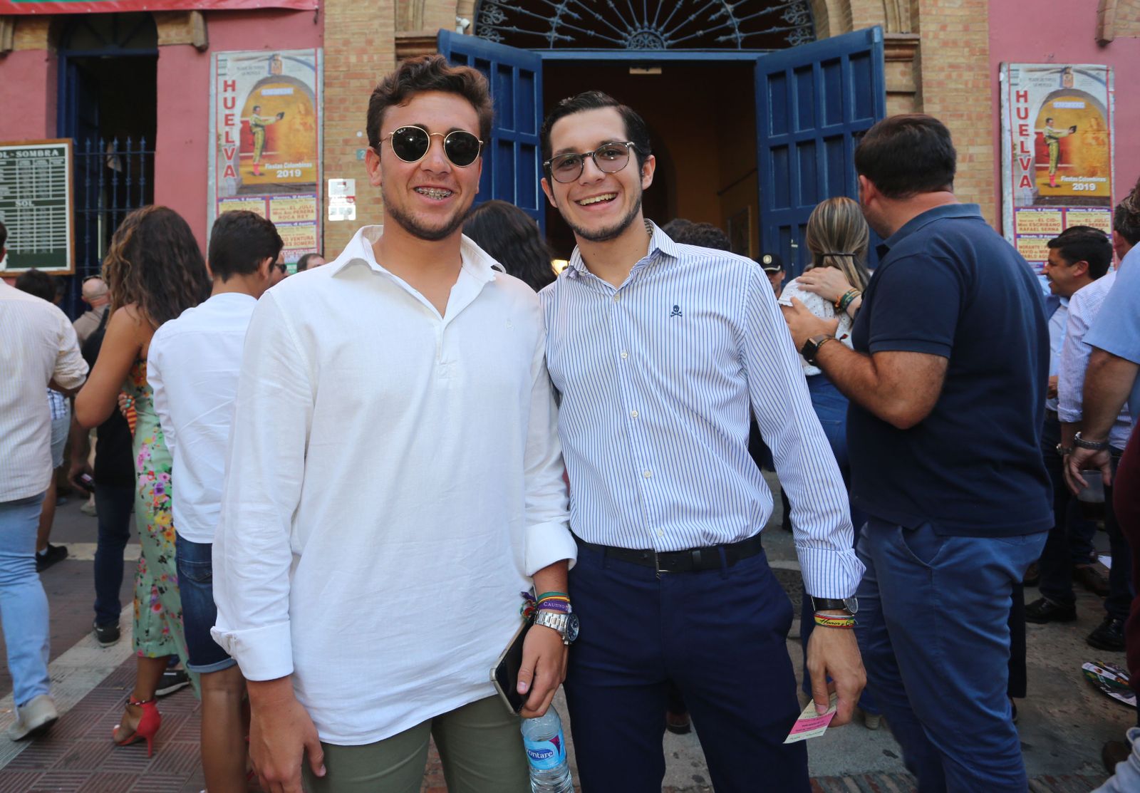 Imágenes del ambiente de la corrida del 2 de agosto en la Plaza de Toros de la Merced