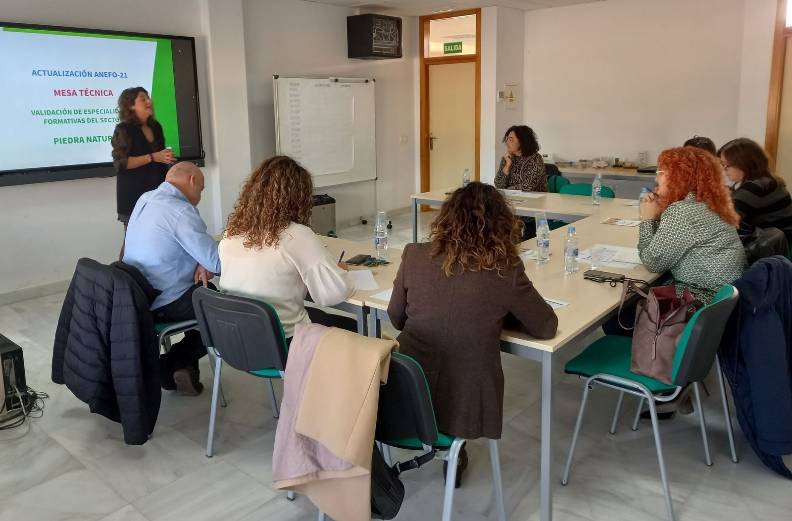 Mesa técnica de la piedra.