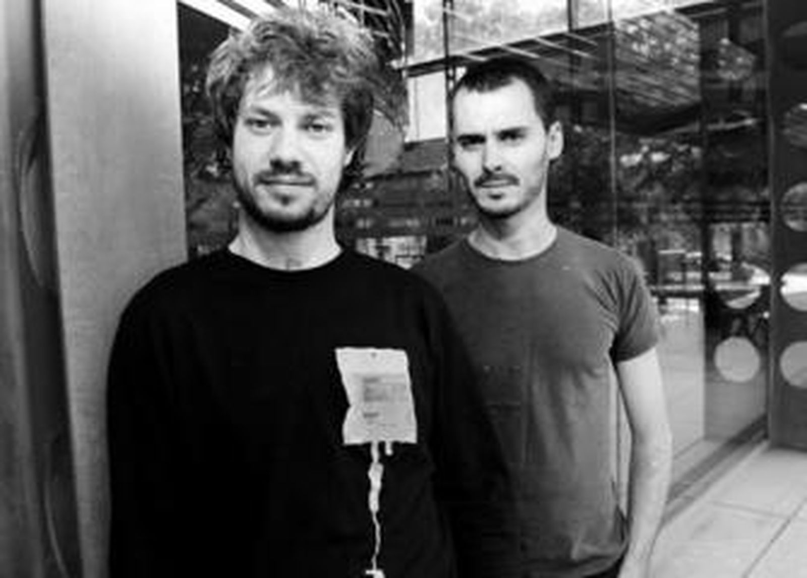 Juliá Carboneras y Xavier Bobés, de la compañía Playground, en el Teatro Central.