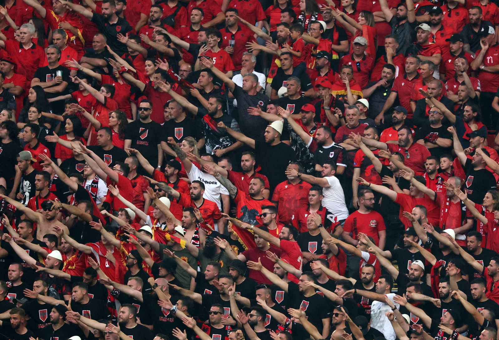 Las fotos del Albania - España