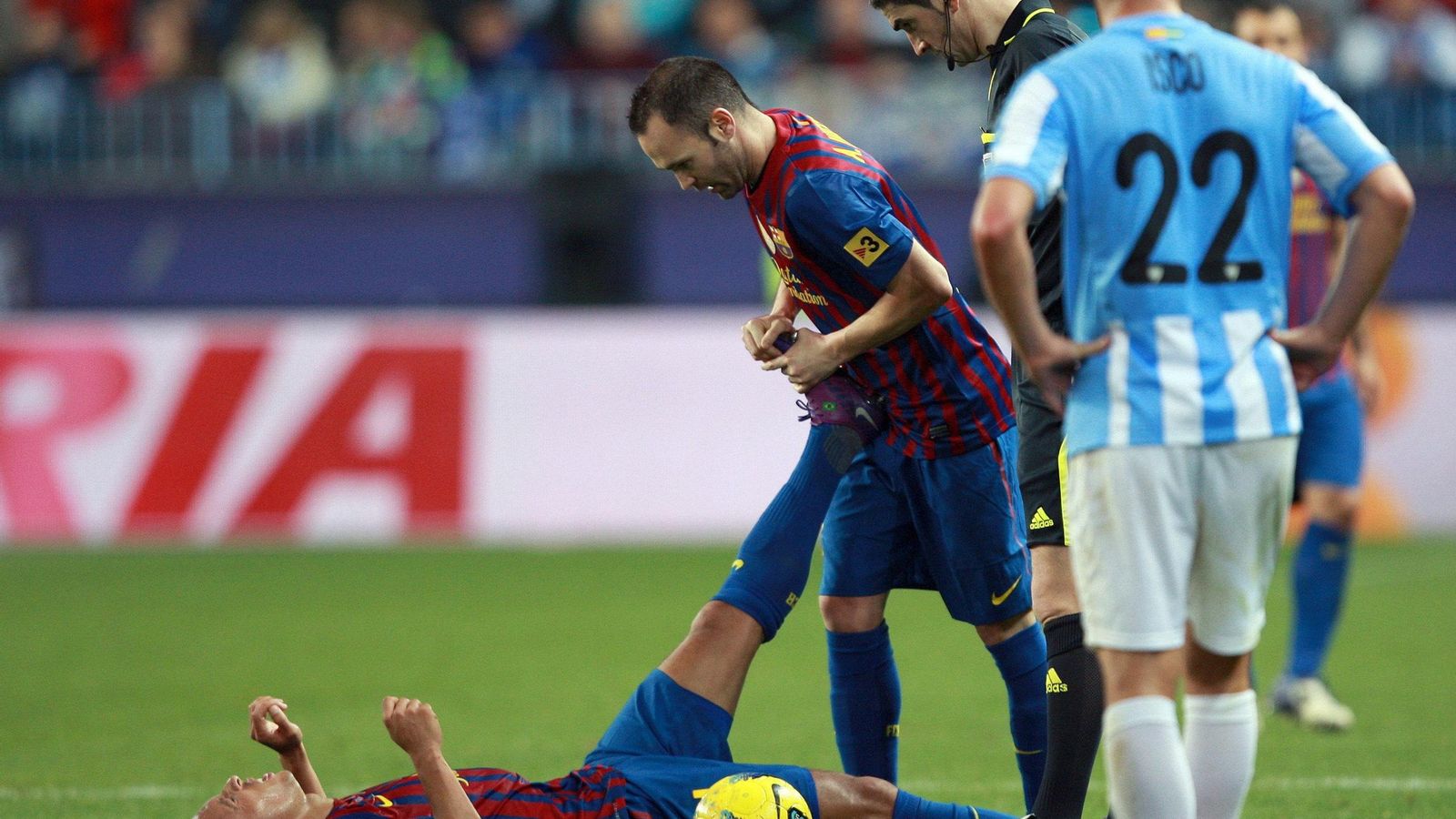 Las fotos de Andrés Iniesta en La Rosaleda con España y el Barcelona Las fotos de Andrés Iniesta en La Rosaleda con España y el Barcelona