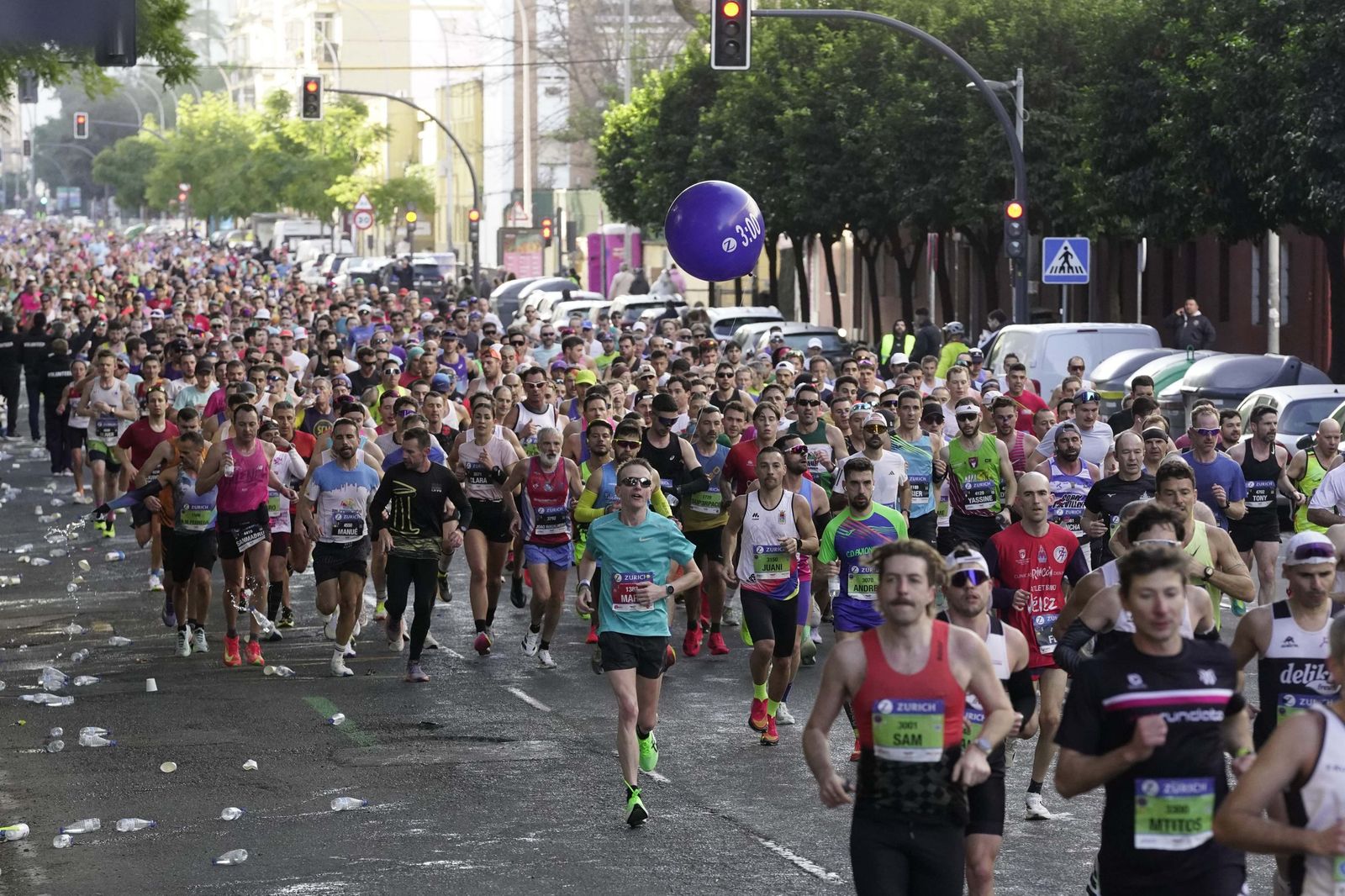 el Zurich Maratón de Sevilla 2026 por Lopez de Gomara, galería 1