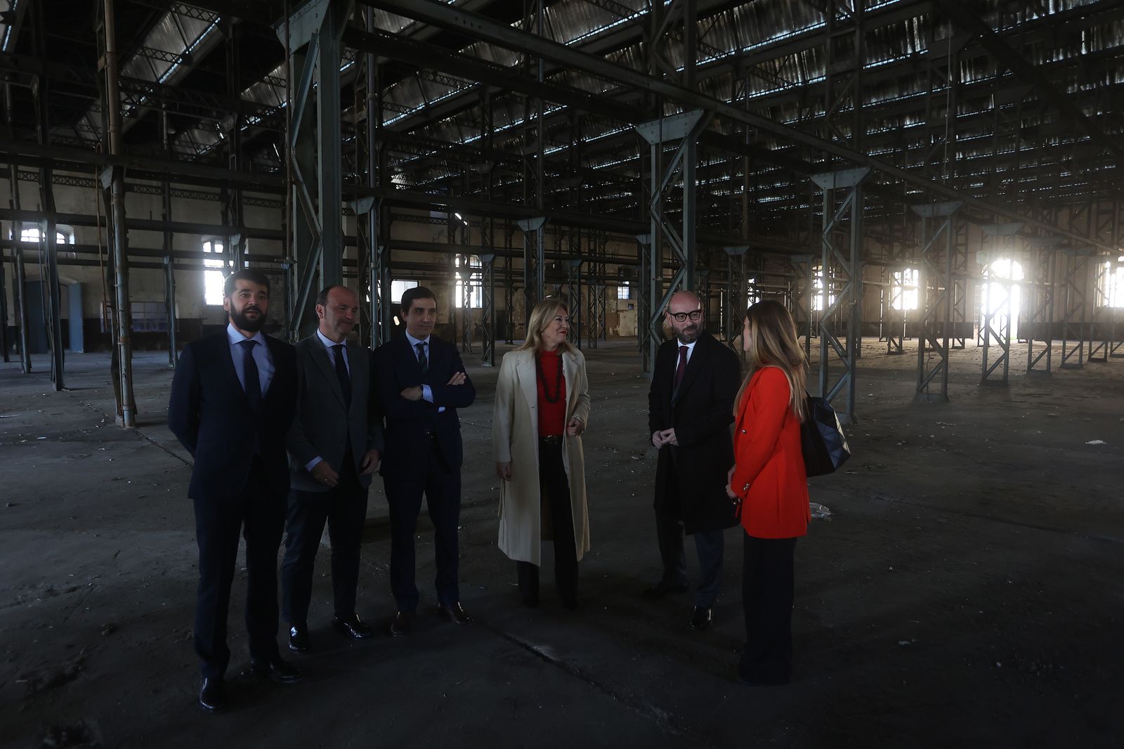 Carolina España visita la antigua fábrica de Artillería