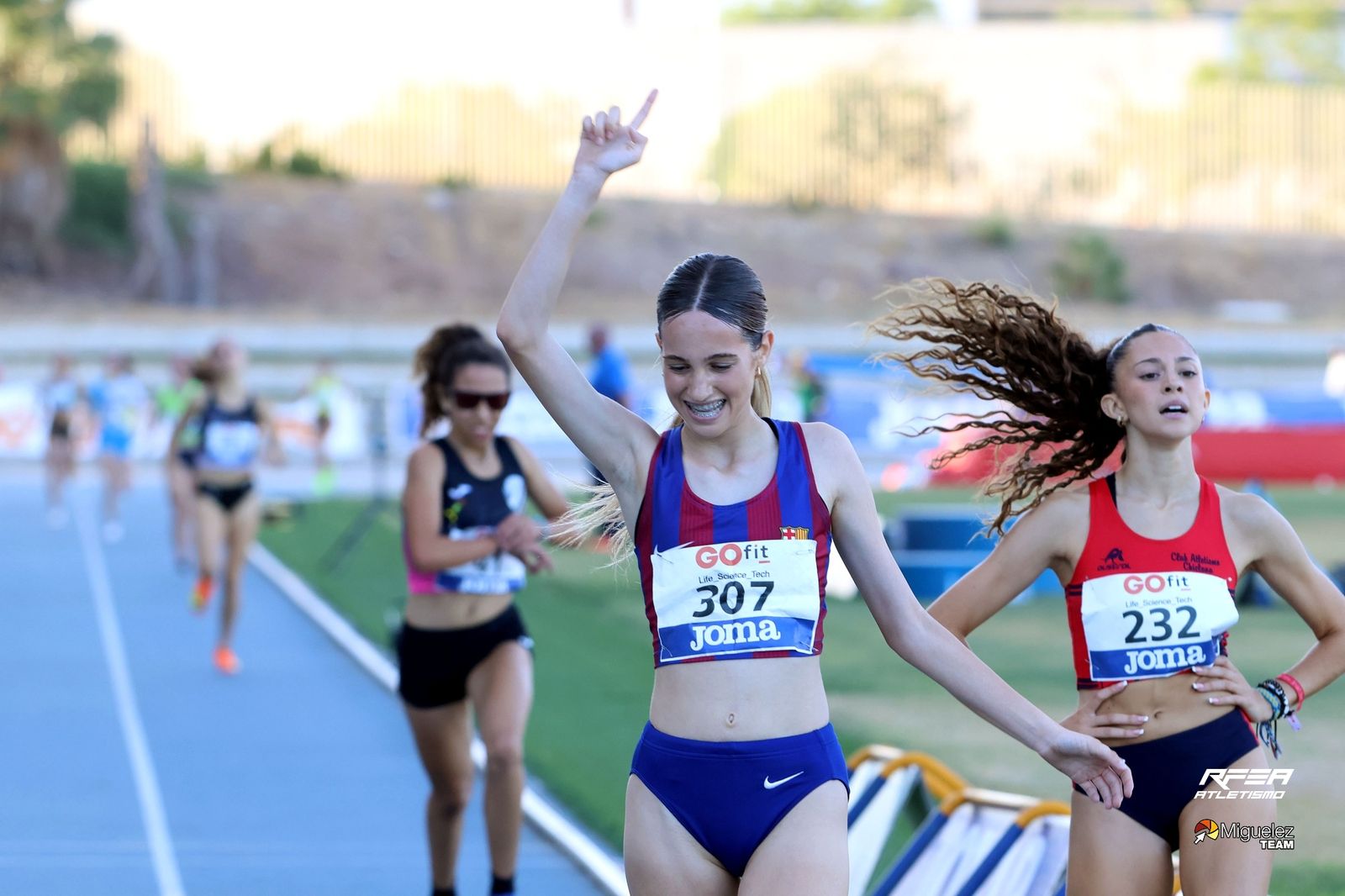 Alejandro Nuñez y el 4x100 del Nerja, campeones de España sub 18 en Málaga
