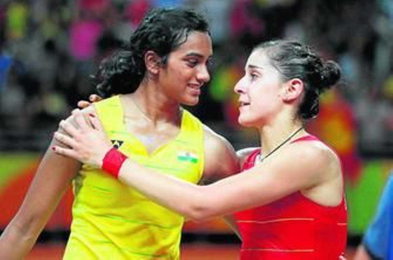 La onubense, saludando a su rival, confirmó que es la nueva reina del bádminton mundial y que la hegemonía en este deporte ya no es de las asiáticas.