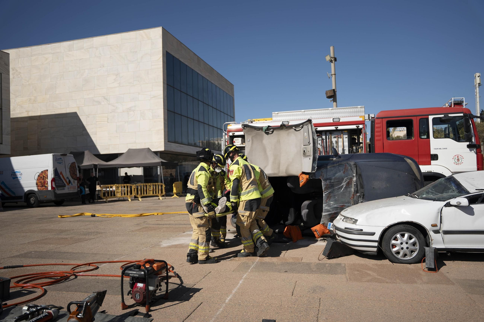 El encuentro Vecinal en el Palacio de Exposiciones y Congresos ‘Cabo de Gata – Ciudad de Almería’ de El Toyo, en imágenes