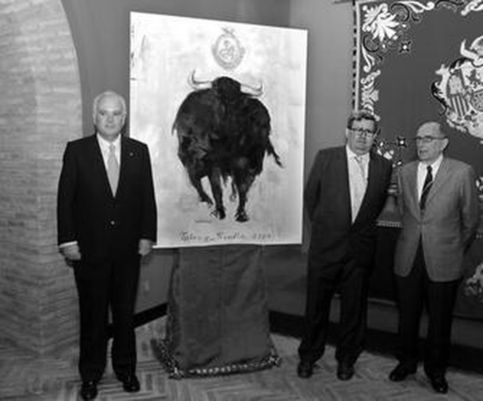 Juan Manuel Bonet con Manuel Salinas, ayer en la Maestranza.