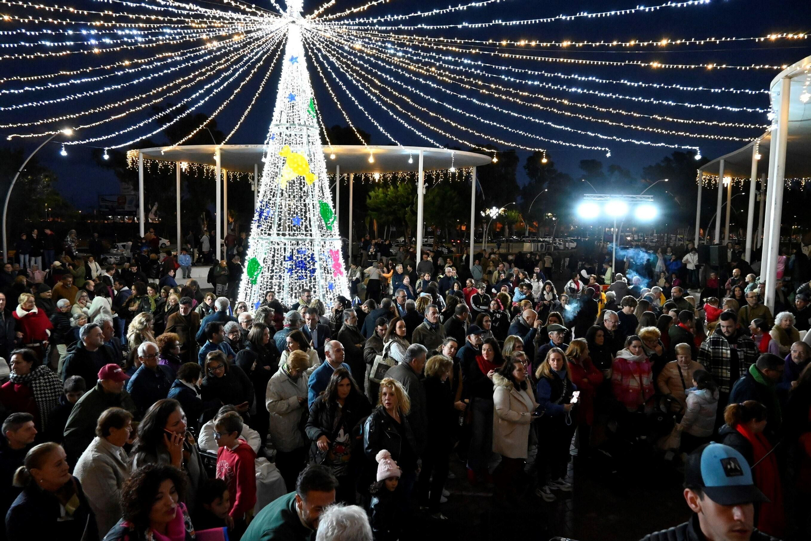 Encendido del alumbrado de El Puerto de Huelva.