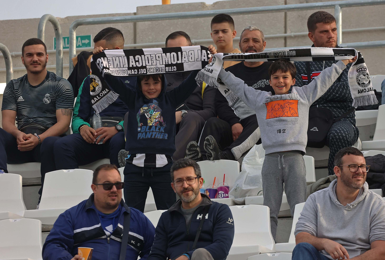 Búscate en el Ciudad de La Línea durante el Balona - San Roque de Lepe de Segunda RFEF
