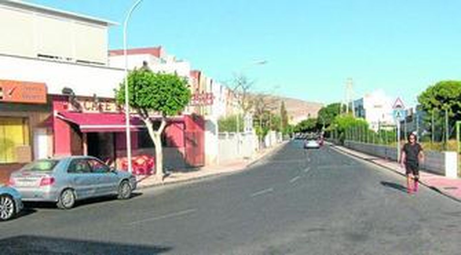 La carretera Los Motores, punto de discordia entre vecinos y Ayuntamiento.