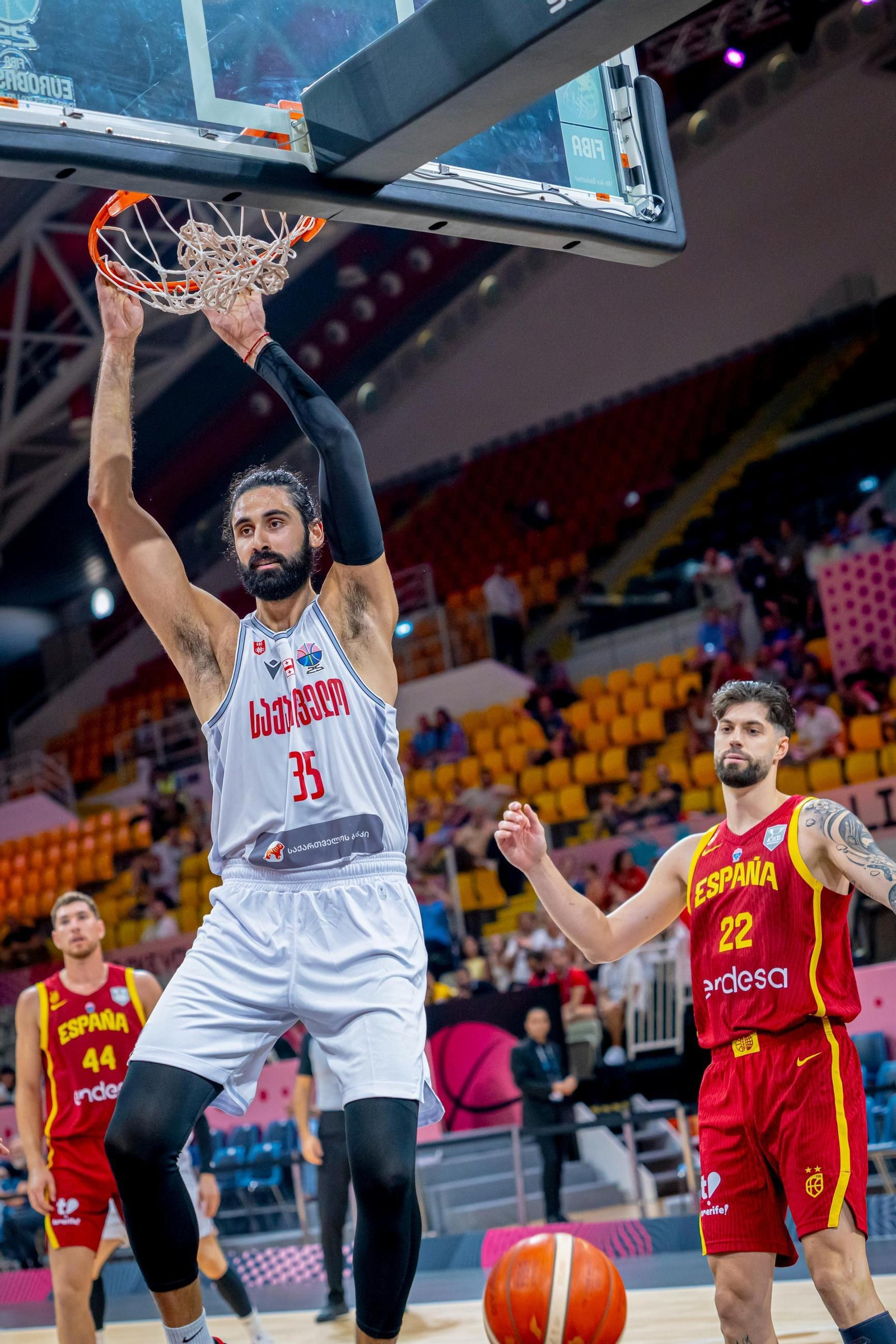 Las fotos del Georgia - España de baloncesto