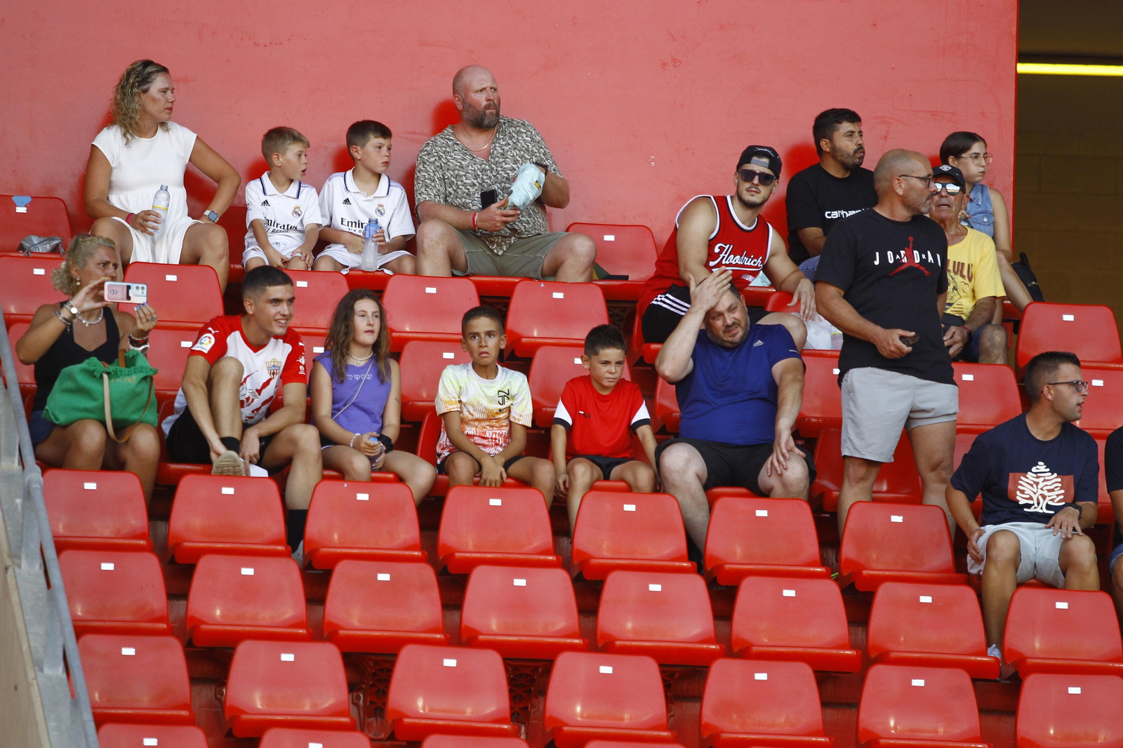 Imágenes del partido U.D. Almería-Rayo Vallecano