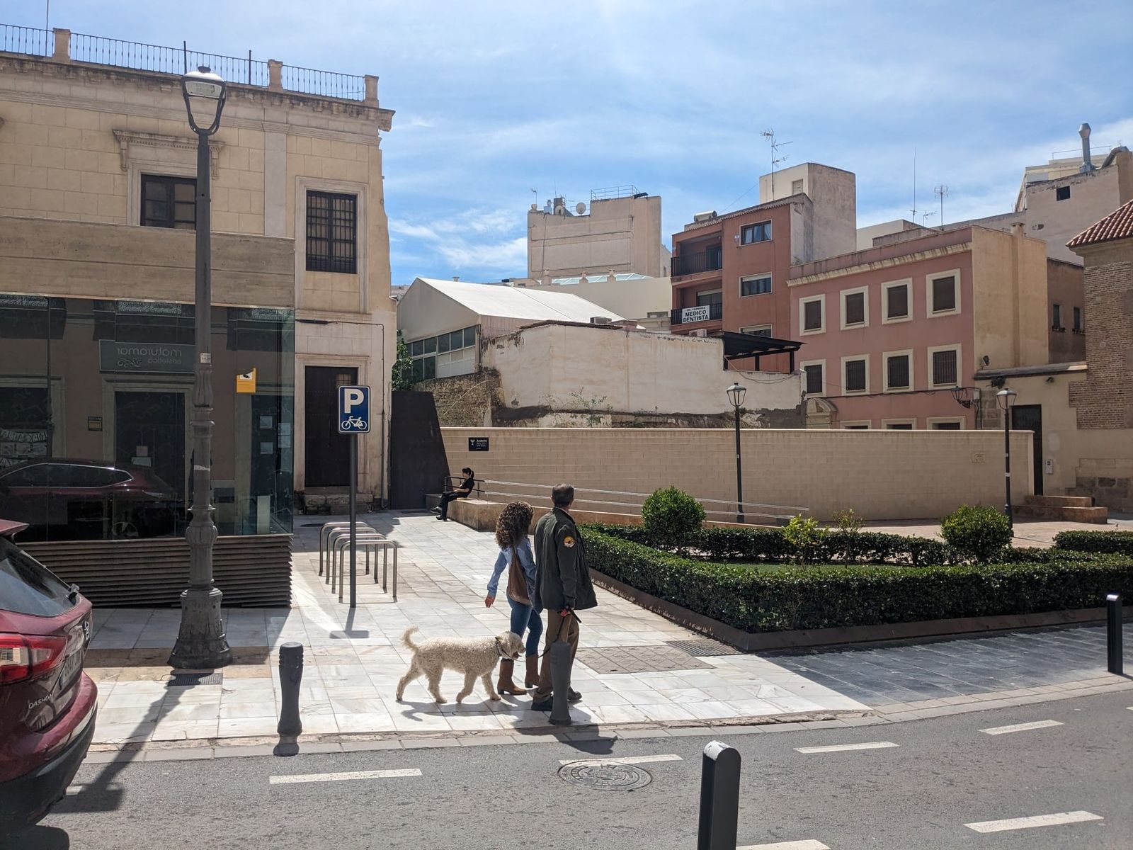 Calle del centro de Almería capital junto a la Puerta Purchena.