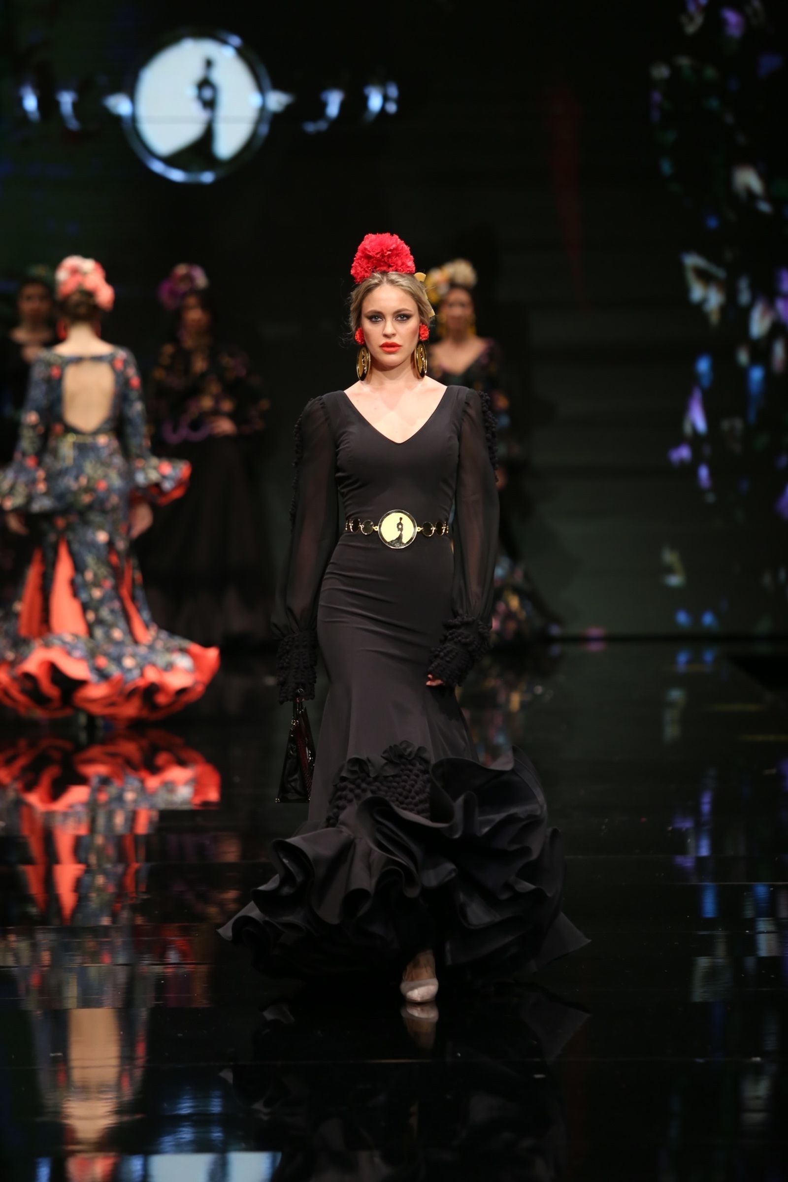 El traje de flamenca negro de 2019, sinónimo de elegancia