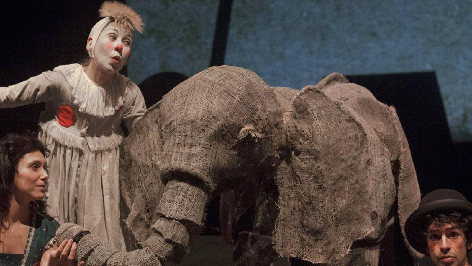 'Acróbata y Arlequín'.