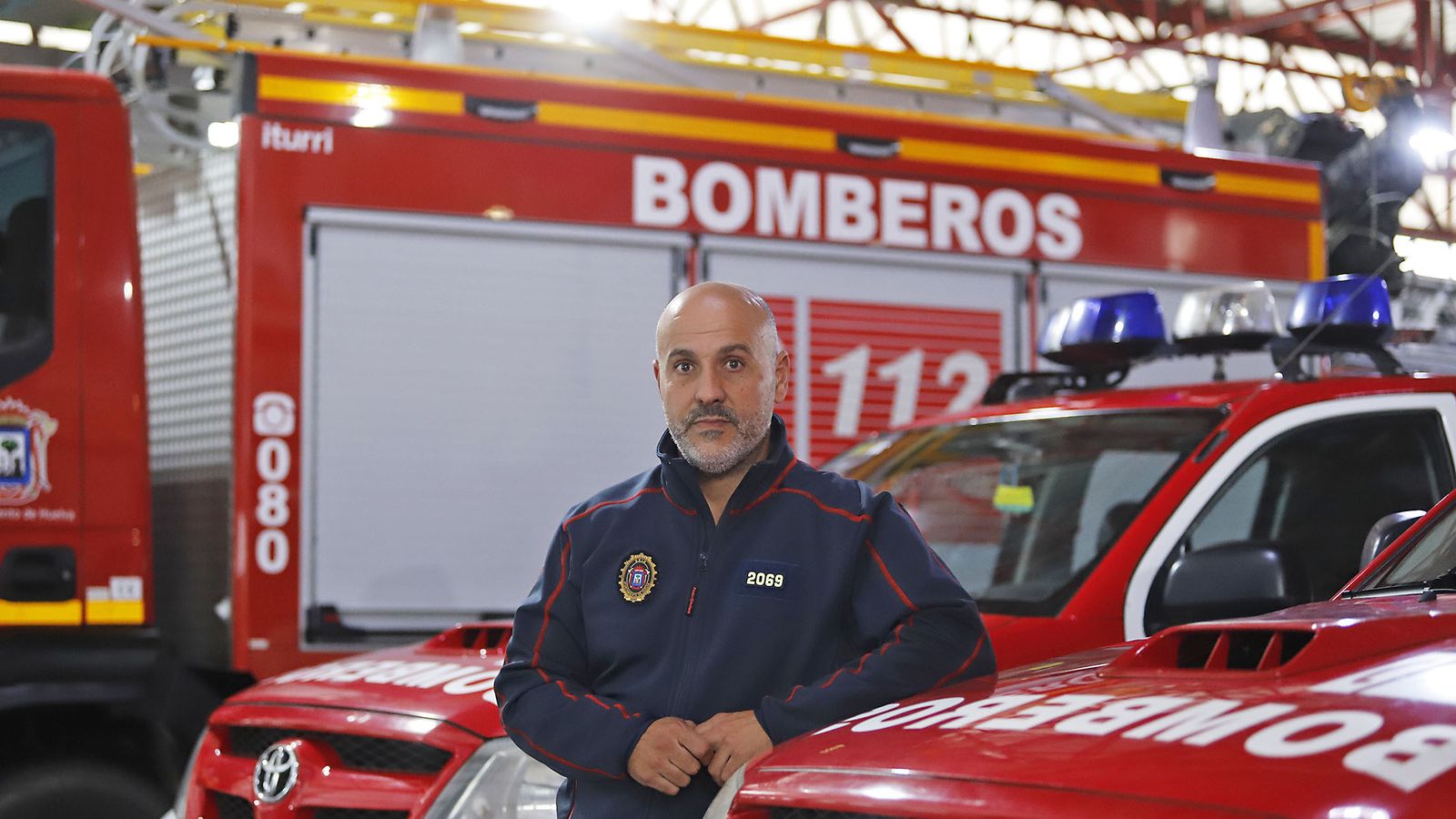 Antonio Nogales, en el parque municipal de bomberos.
