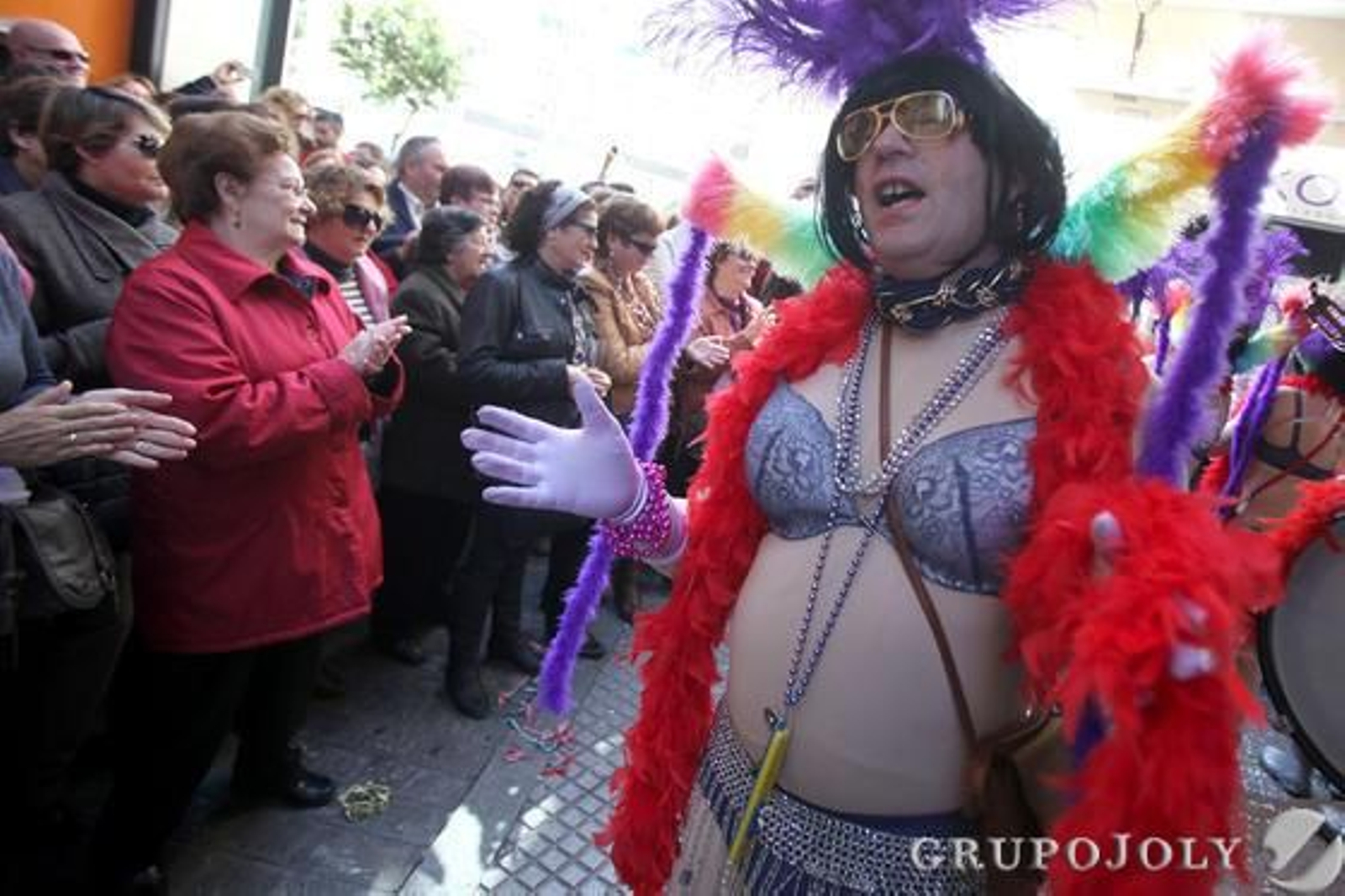 Las agrupaciones aprovechan los últimos coletazos del Carnaval.

Foto: Jesus Marin