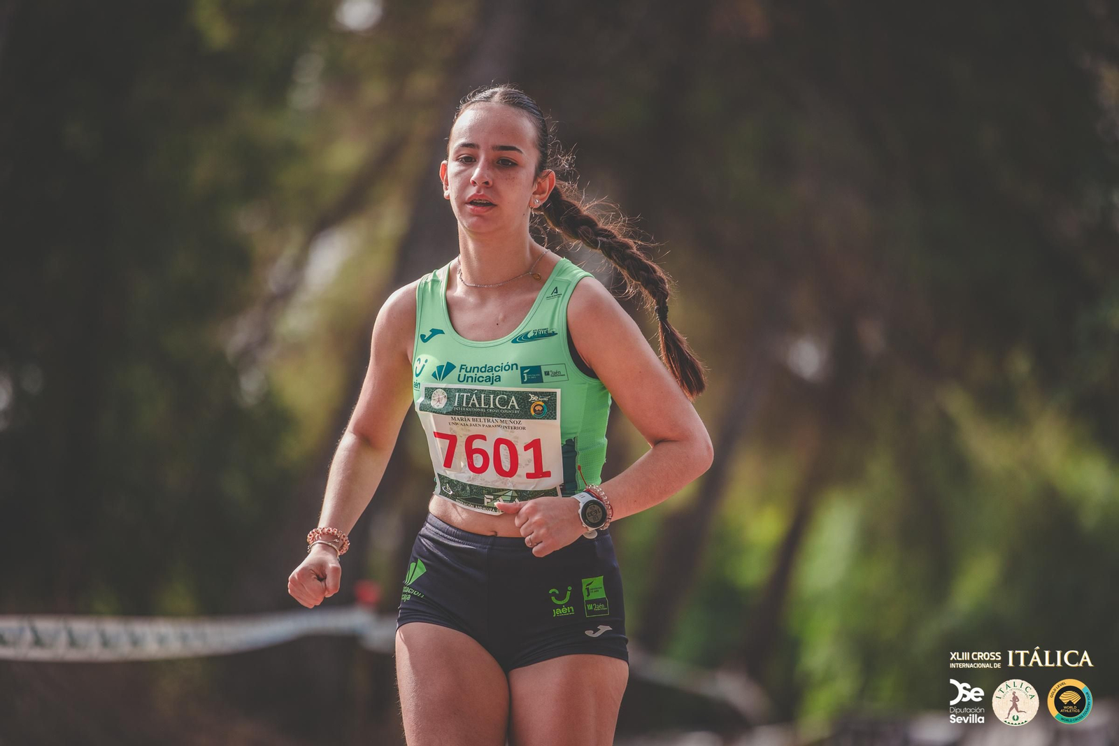 Búscate en las fotos del Cross de Itálica 2025 | 4