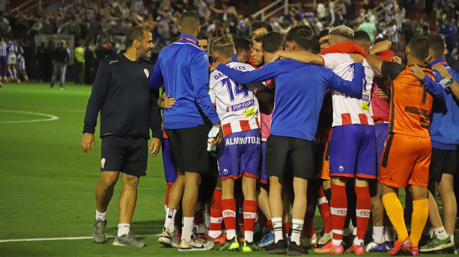 Las mejores fotos del Real Sociedad B - Algeciras CF