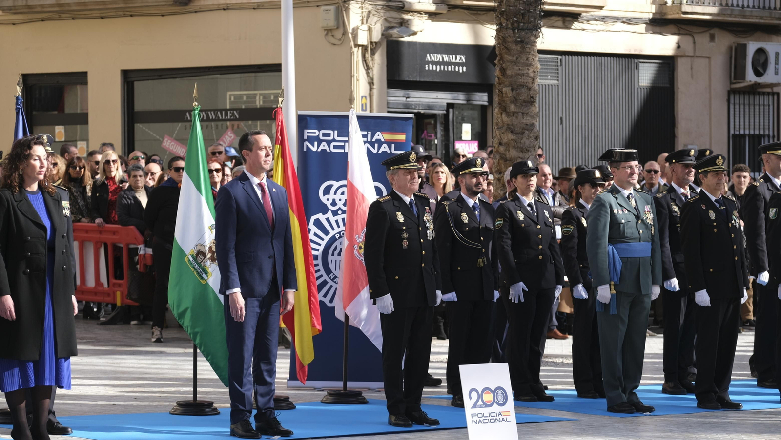 Imágenes del acto del 200 aniversario de la Policía Nacional, en Almería