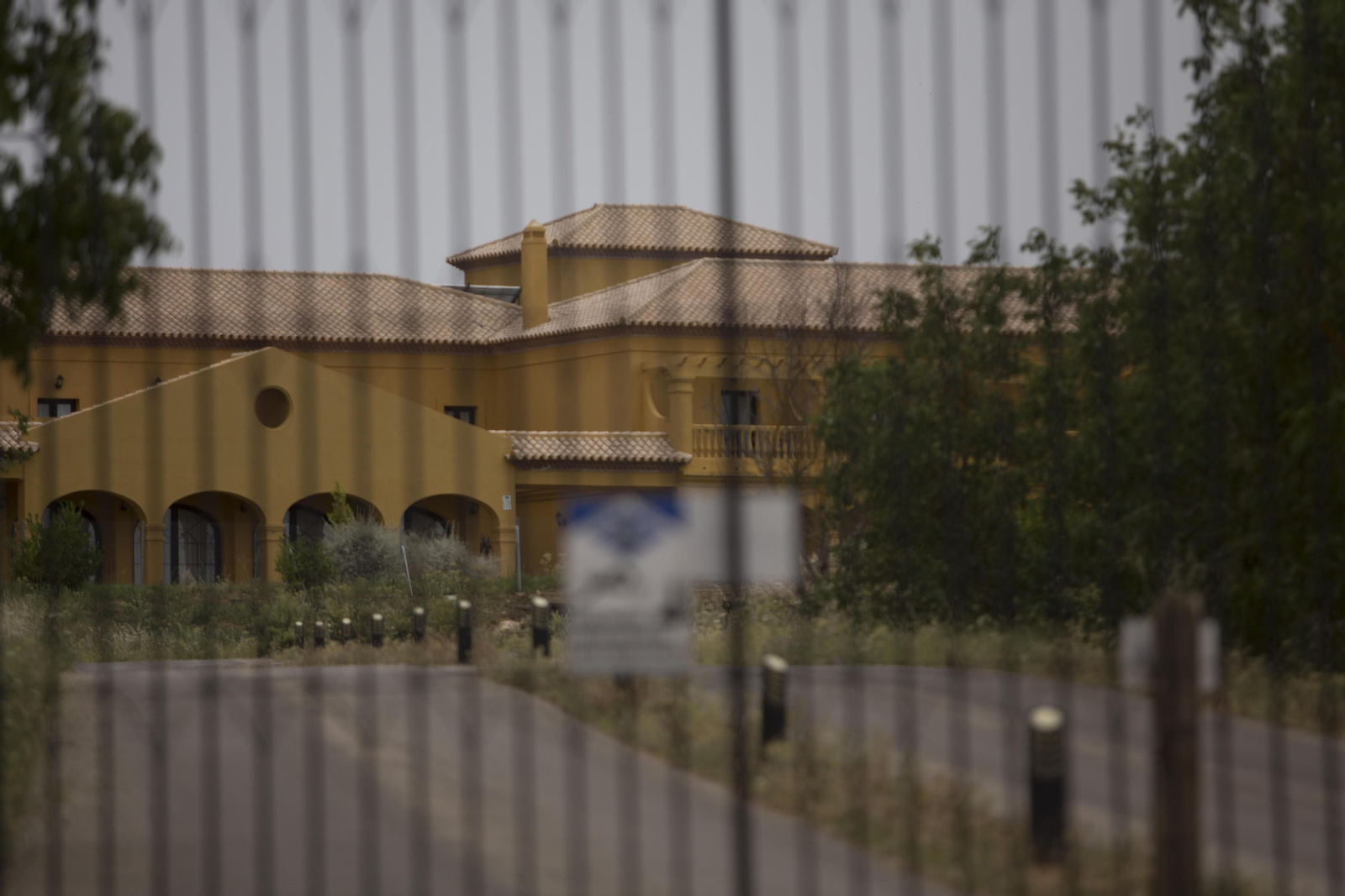 La residencia Senior Ronda, en una imagen tomada desde la verja.