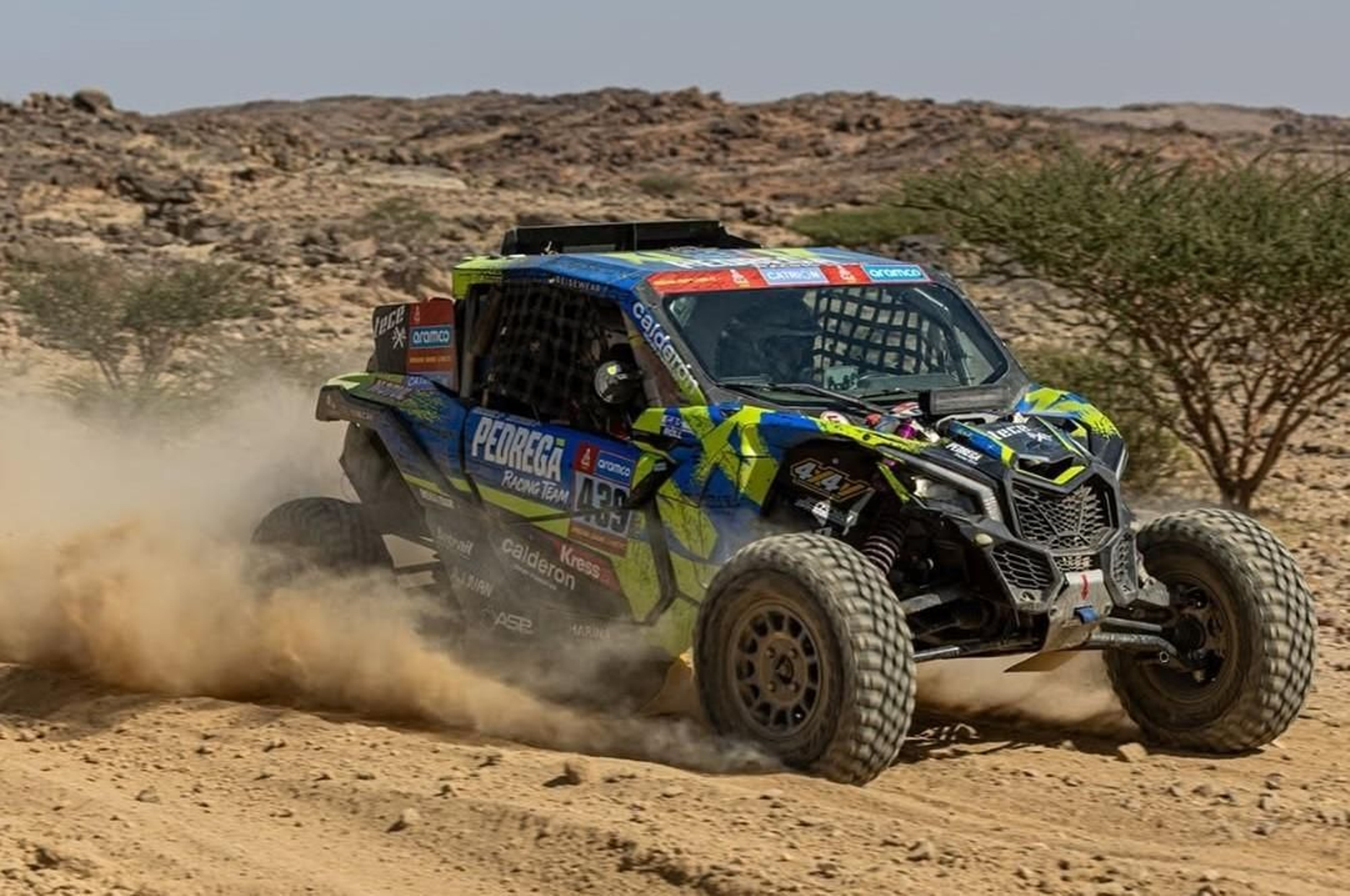 Rafa Muñoz y Dani Cámara, con su Cam Am, durante la etapa 1.