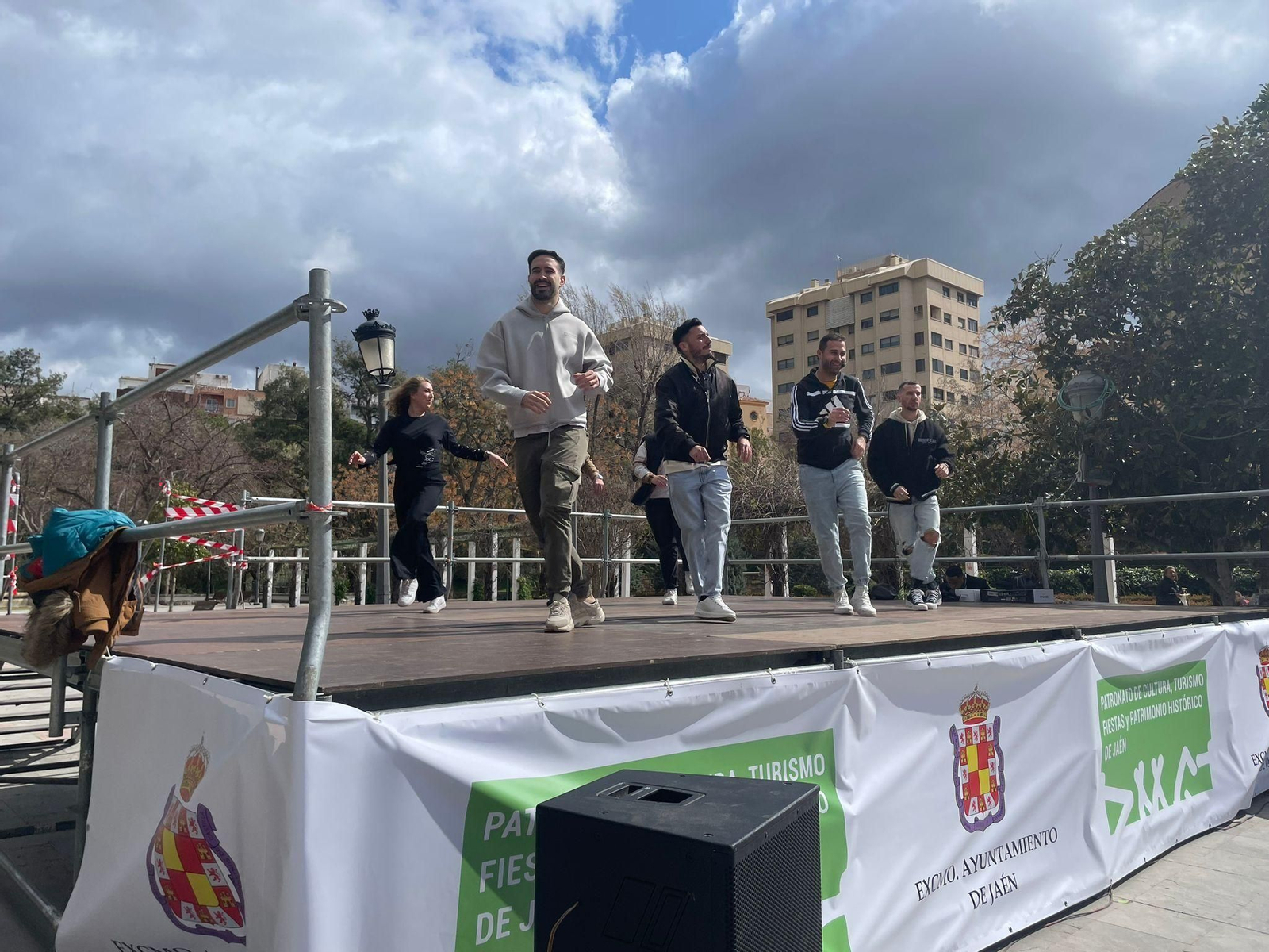 En imágenes: no hay mal tiempo que pueda con el 'Pre-Rumbón' de Jaén