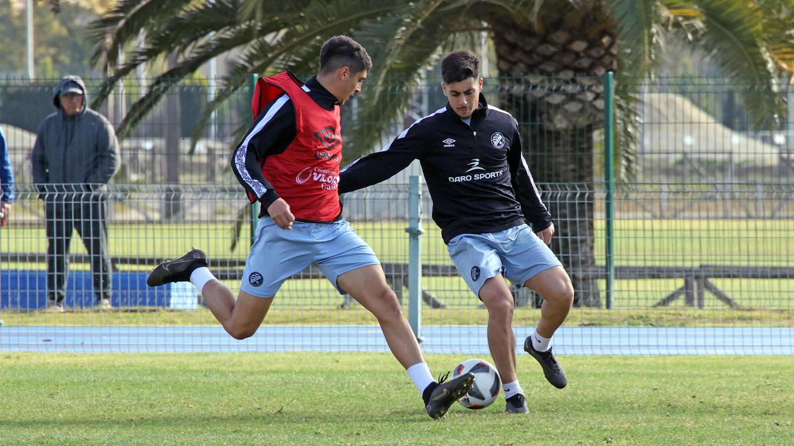 Rober Luna, disponible tras cumplir su sanción.