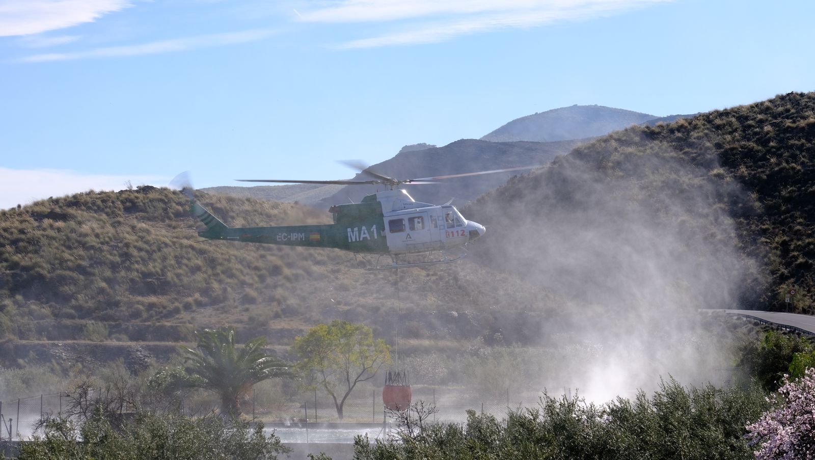 Fotogalería incendio en Castro de Filabres. Almería
