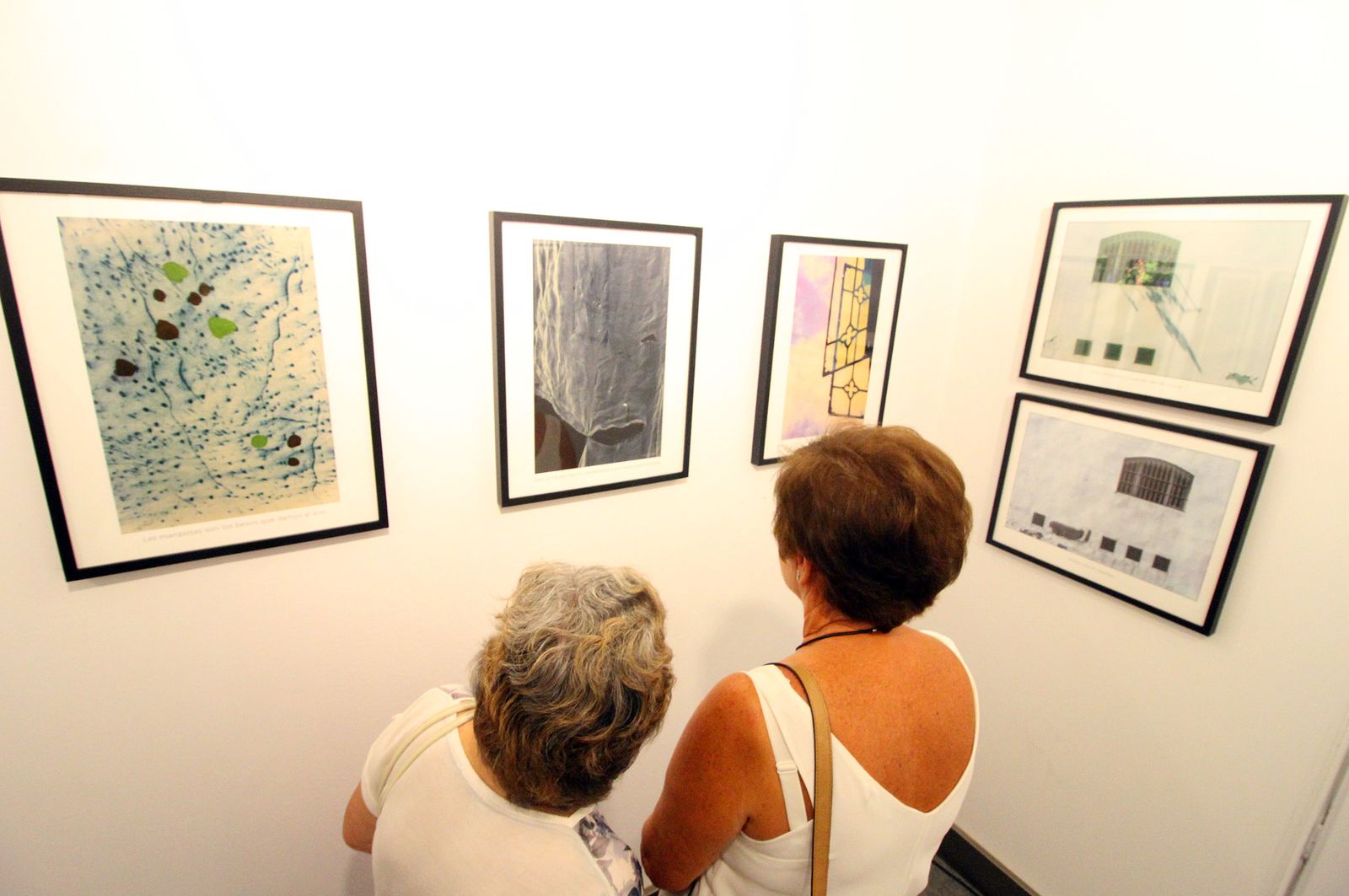 Exposición 'Frases que habitan en el olvido. Expresiones surgidas desde el interior del Alzheimer'.