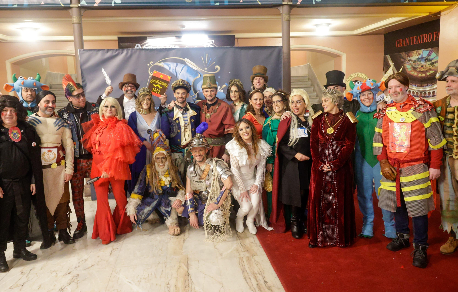 Búscate entre las mejores imágenes de la final del COAC 2024 del Carnaval de Cádiz