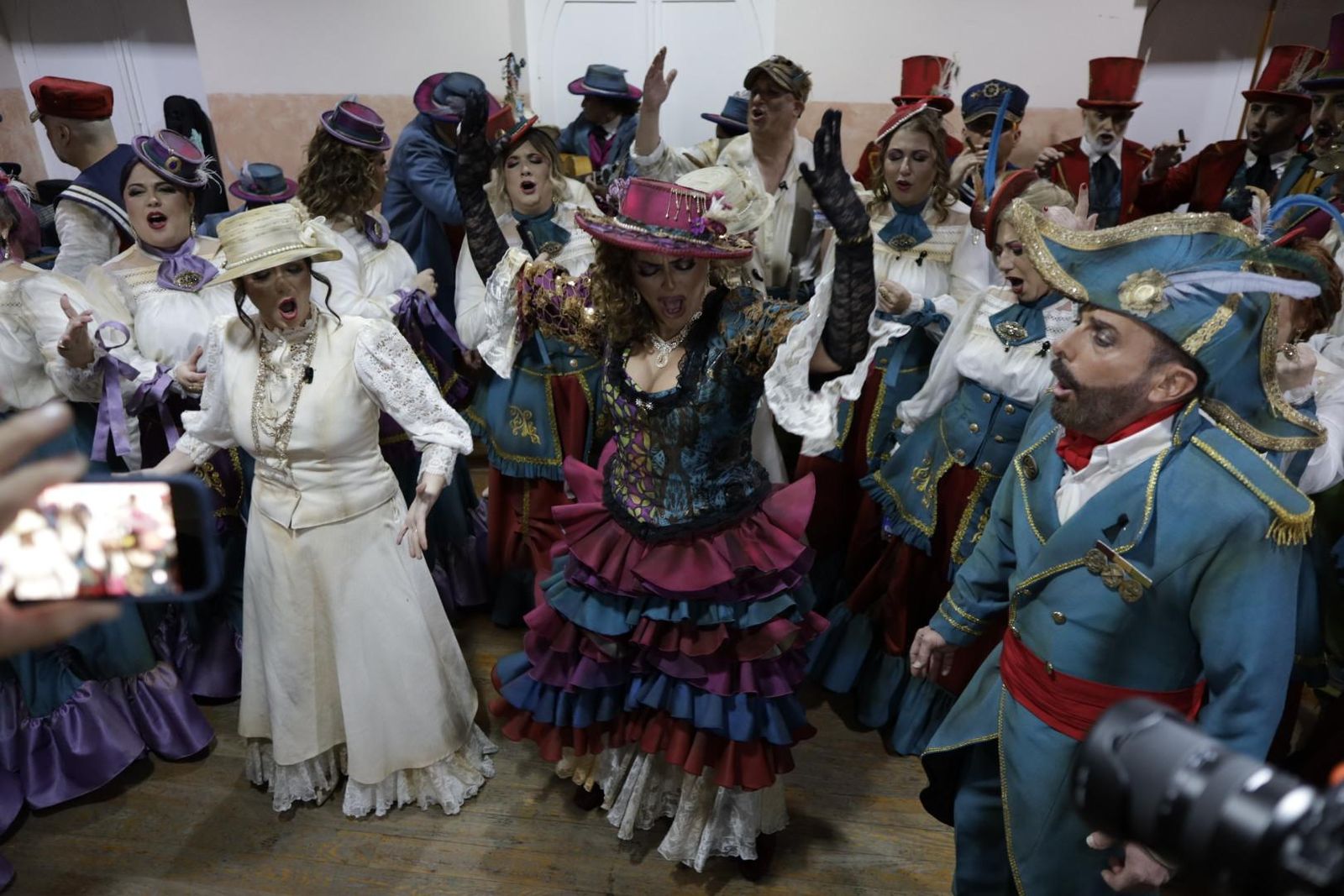 Búscate entre las mejores imágenes de la décima sesión de preliminares del COAC 2026