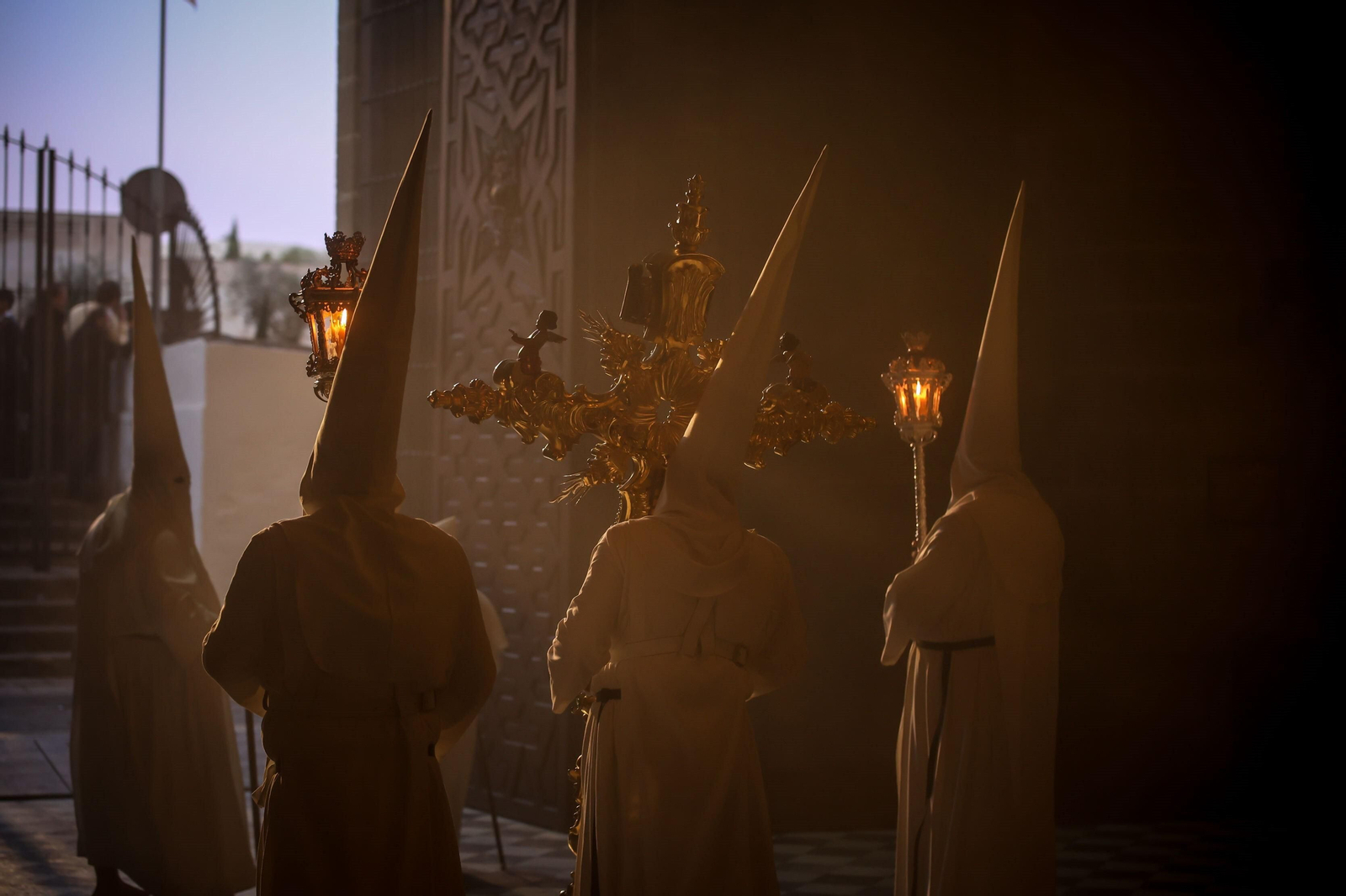 Madrugada del Viernes Santo en Jerez: imágenes de la Noche de Jesús