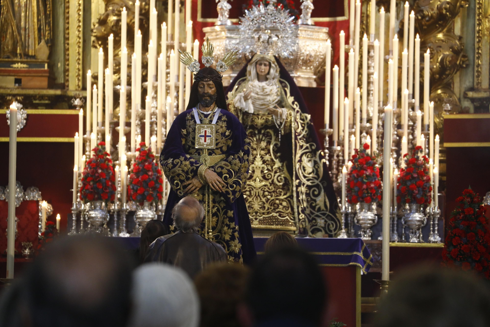 El solemne besapiés de Jesús Rescatado de Córdoba, en imágenes