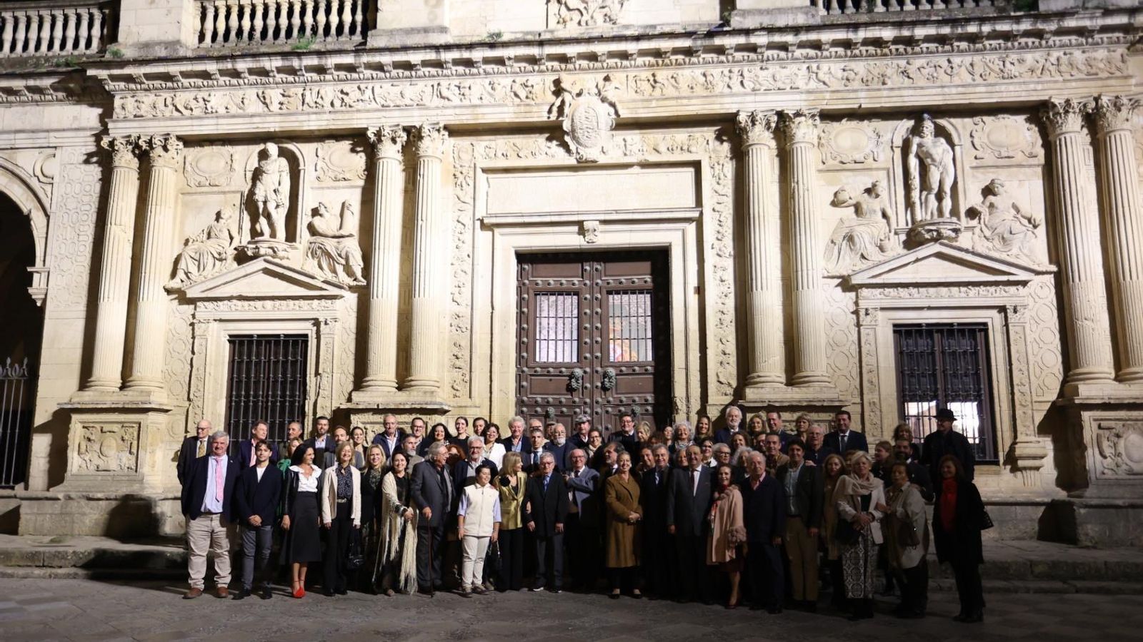 Asistentes a la lectura del Manifiesto y entrega del Premio a la Afición