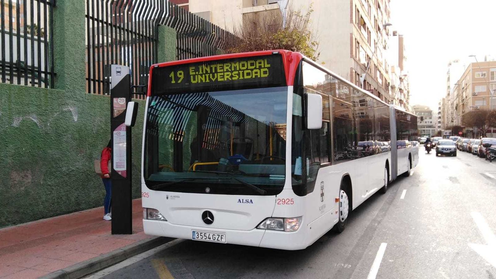 AUTOBÚS LÍNEA 19