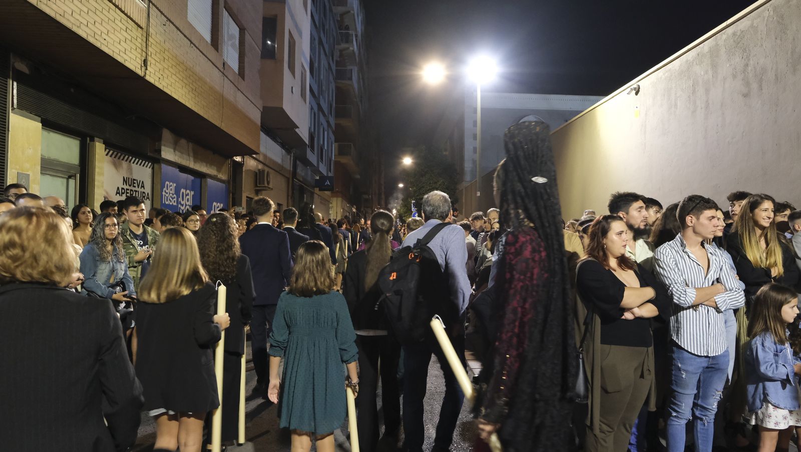 Imágenes de La Magna por las calles de Almería