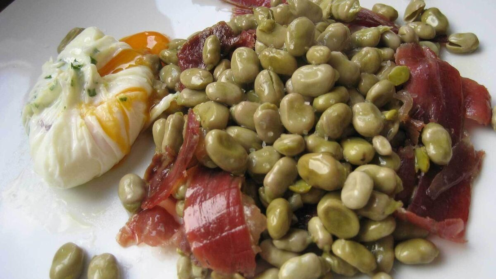 Algunas de las mejores tapas que puedes probar en los bares y restaurantes de Granada