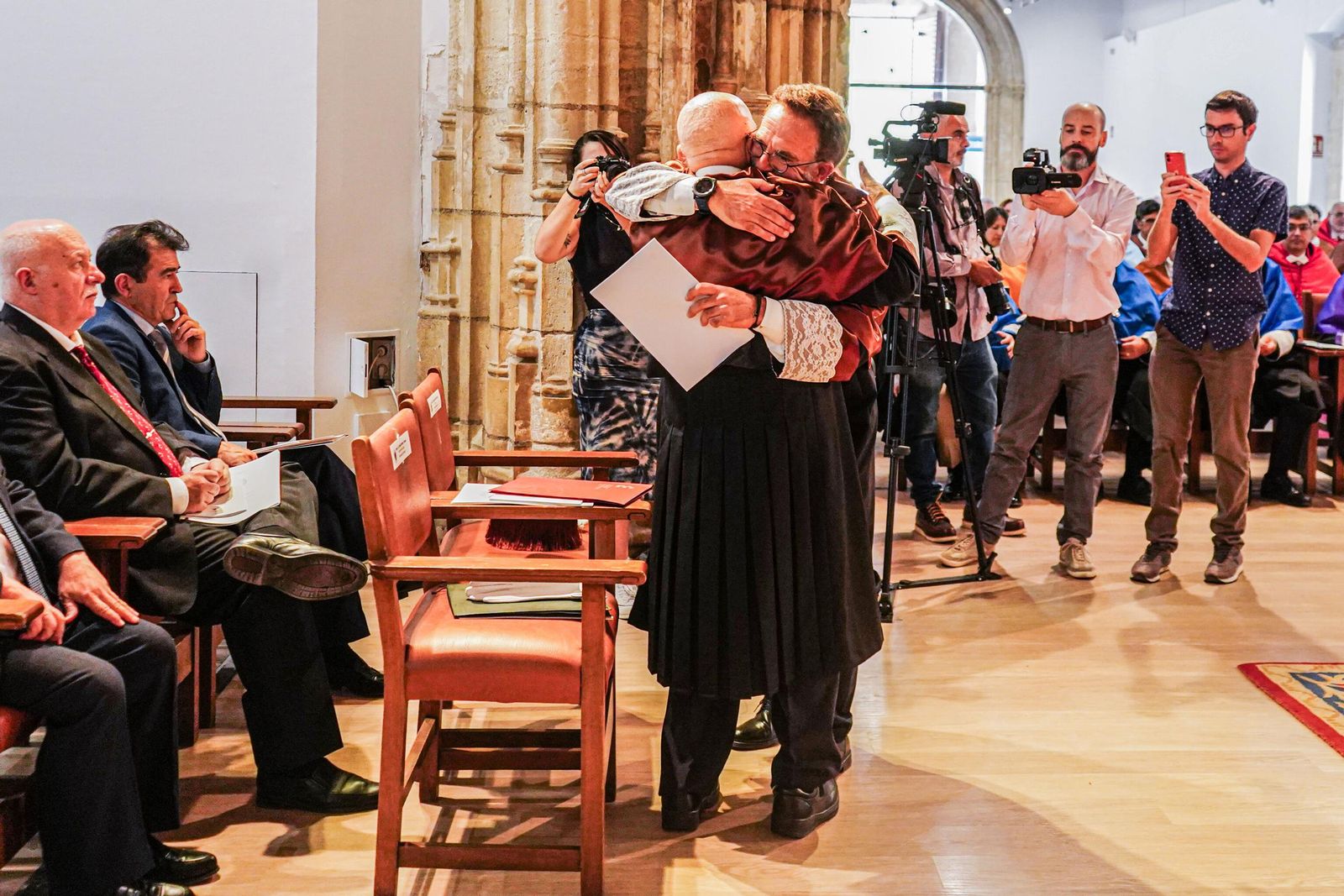 Así se ha convertido Miguel Giménez Yanguas en doctor honoris causa por la Universidad de Granada