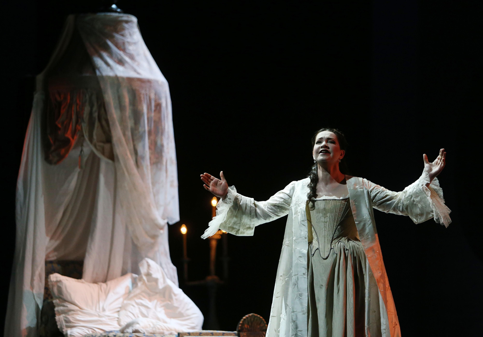 Las imágenes de 'Adriana Lecouvreur' en el Maestranza